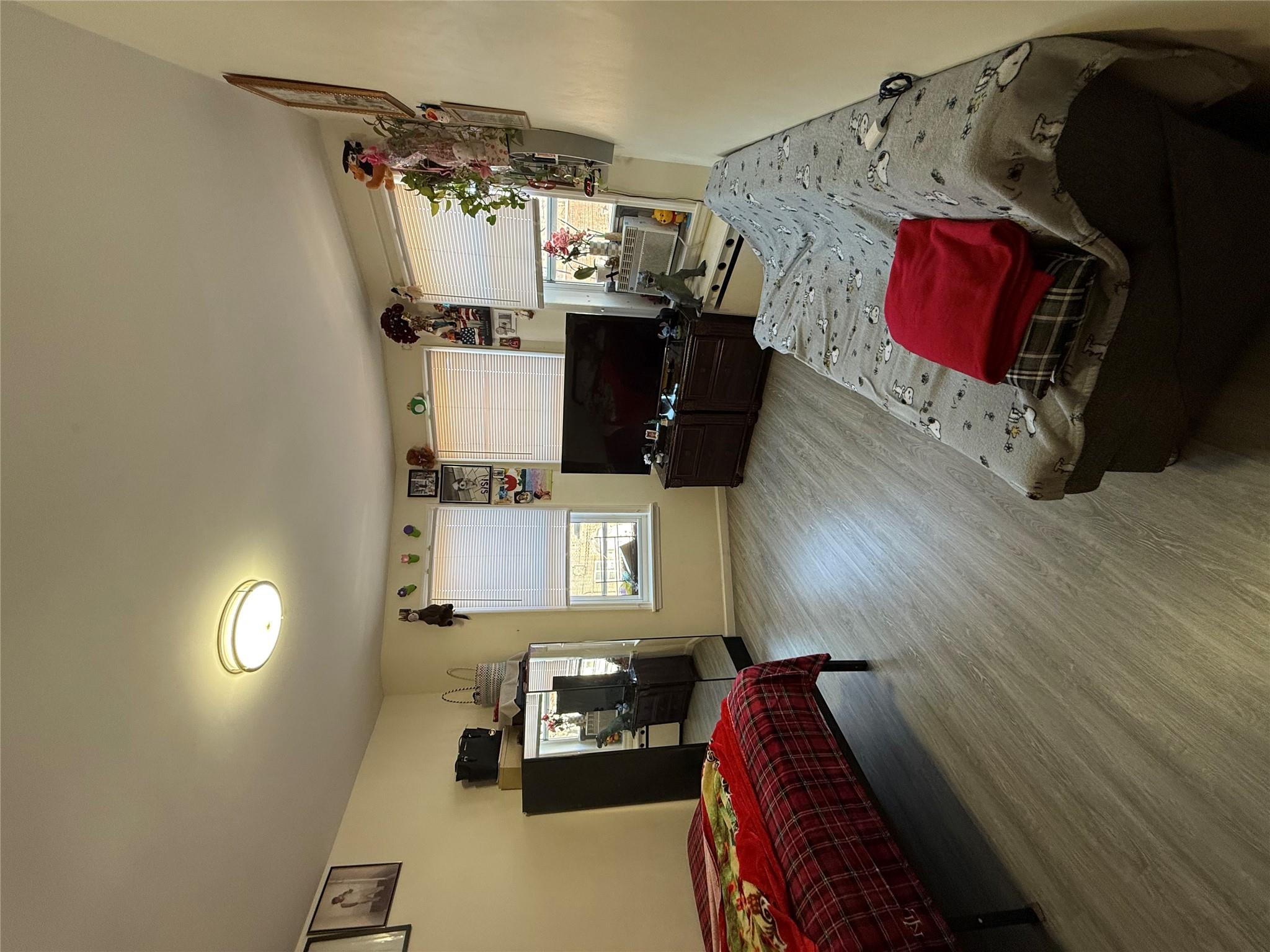 2896 Heath Avenue, Bronx, NY 10463