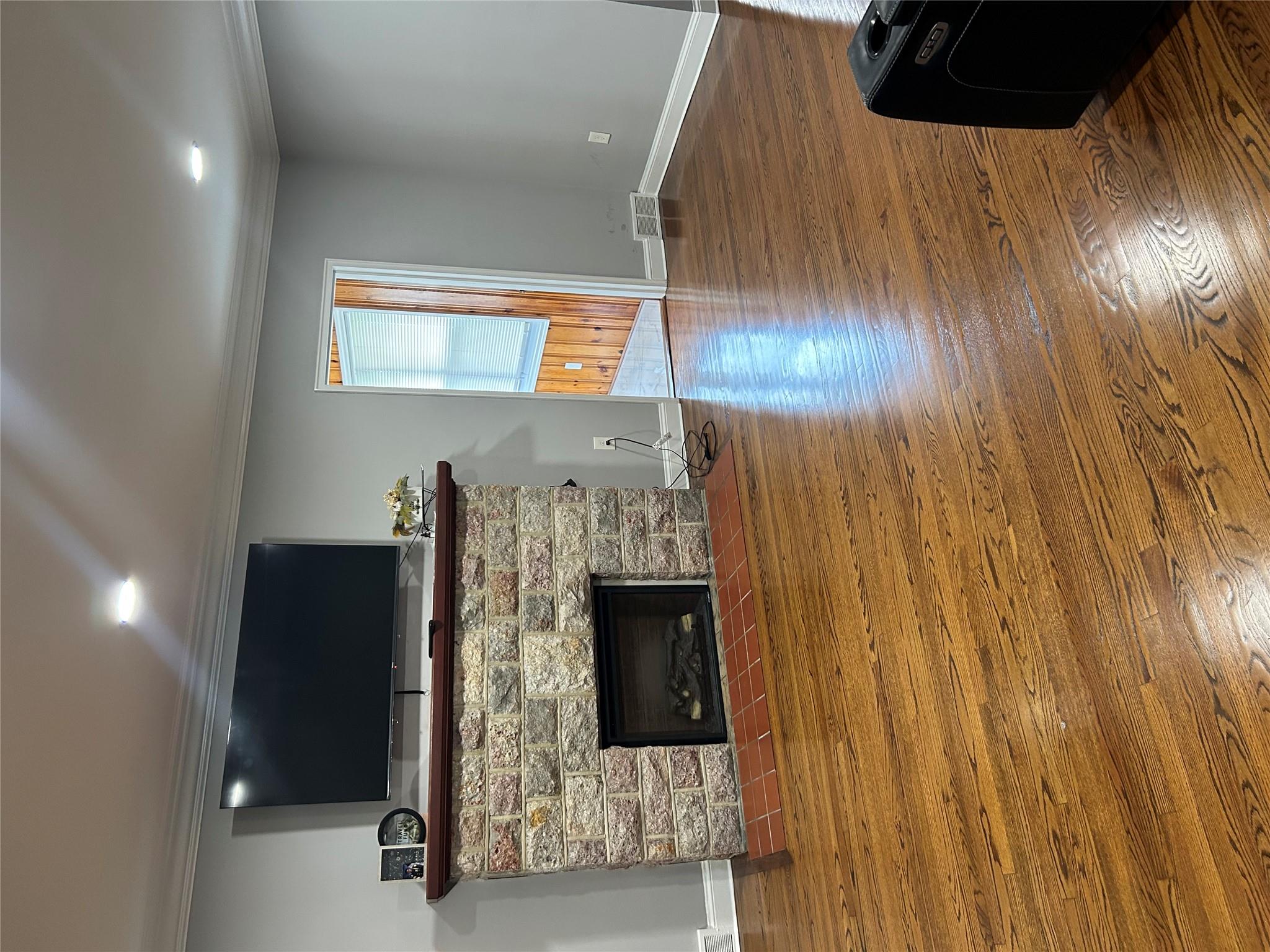 65 Valley Avenue, Newburgh, NY 12550