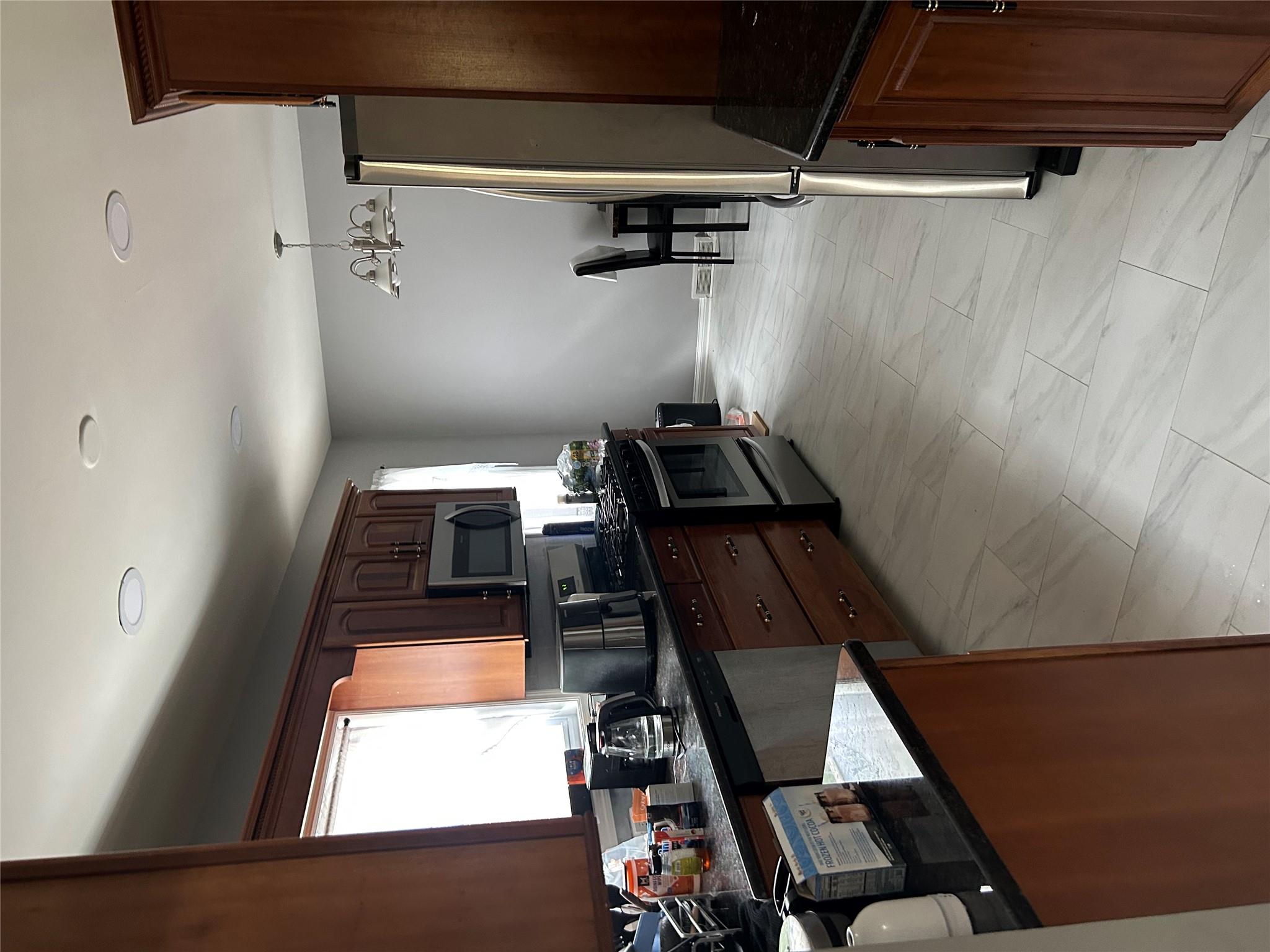 65 Valley Avenue, Newburgh, NY 12550