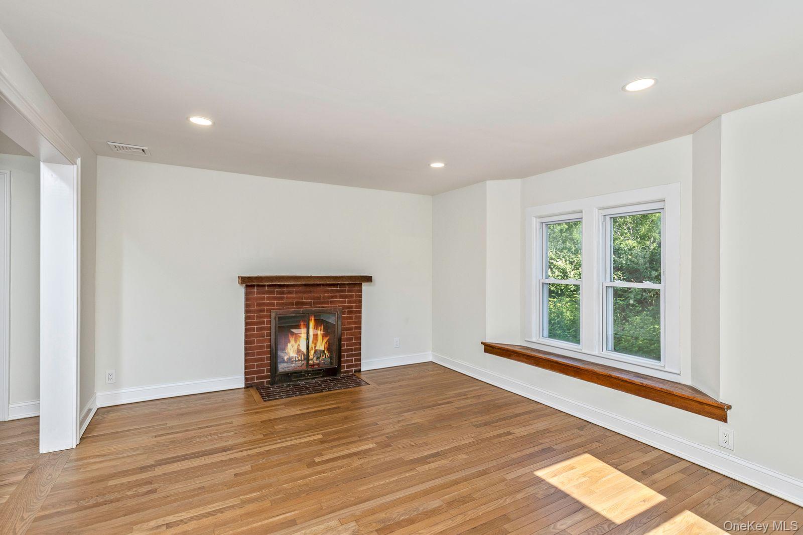 48 Senix Avenue, Center Moriches, NY 11934