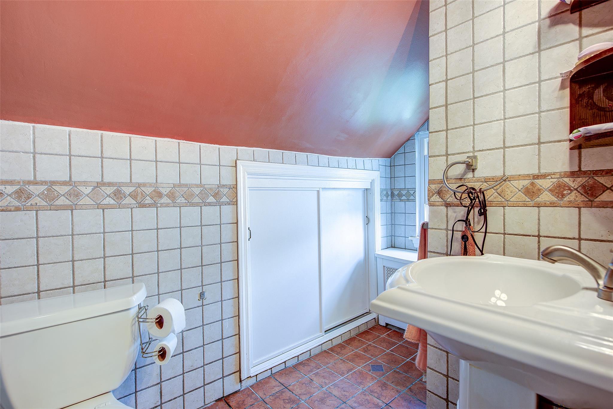 4843 201st Street, Bayside, NY 11364