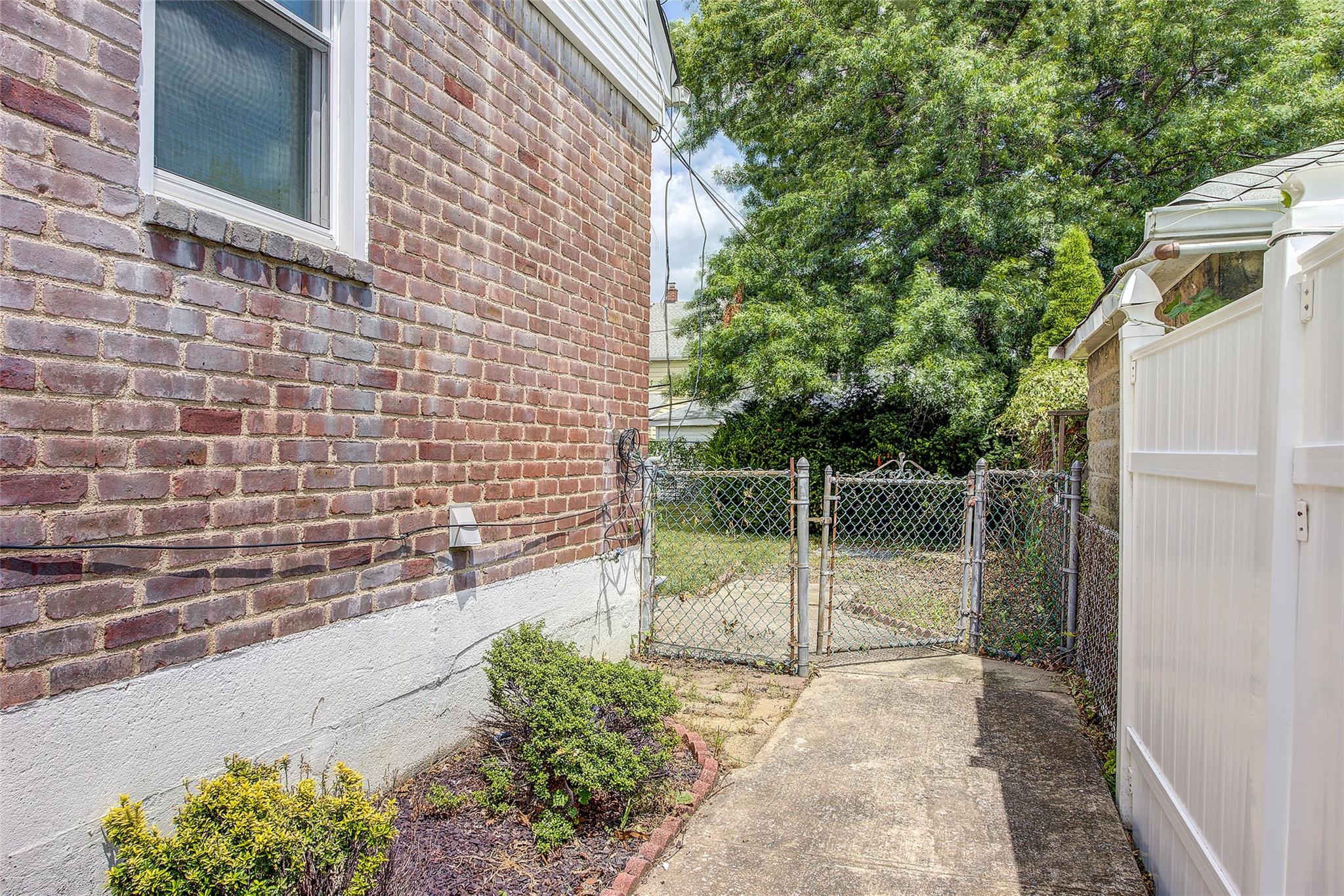 4843 201st Street, Bayside, NY 11364