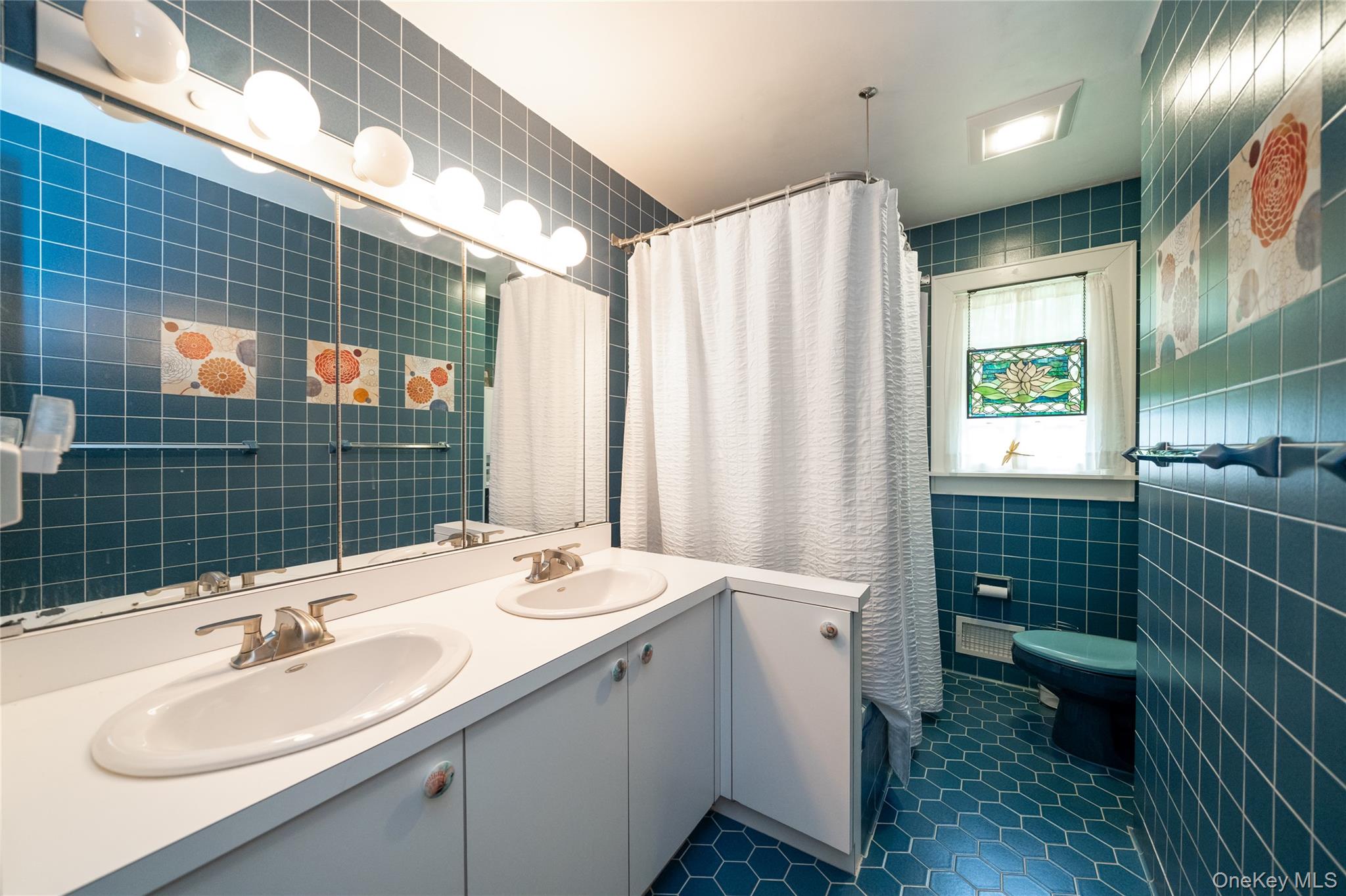 12 Capri Drive, Spring Valley, NY 10977