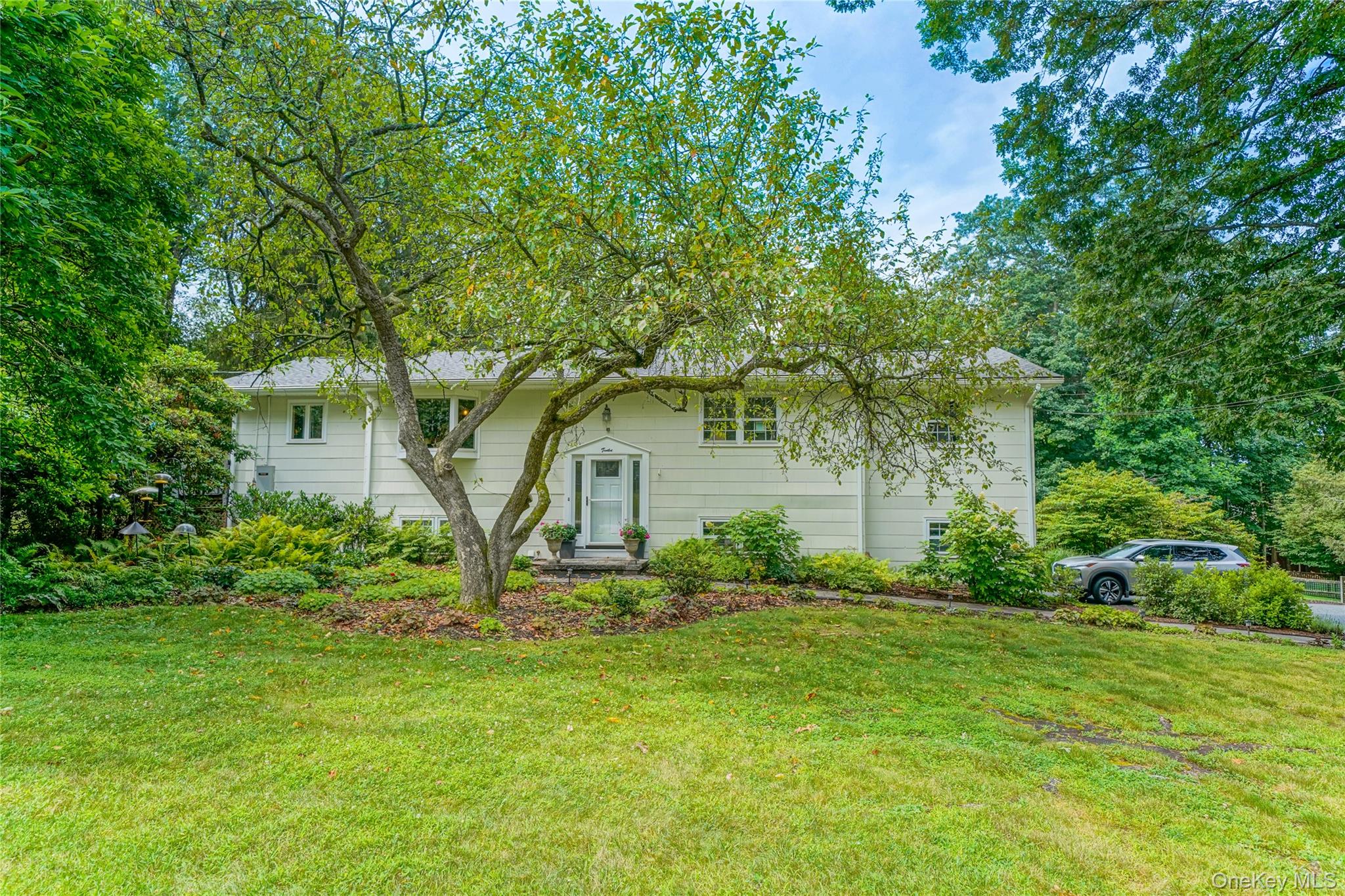 12 Capri Drive, Spring Valley, NY 10977