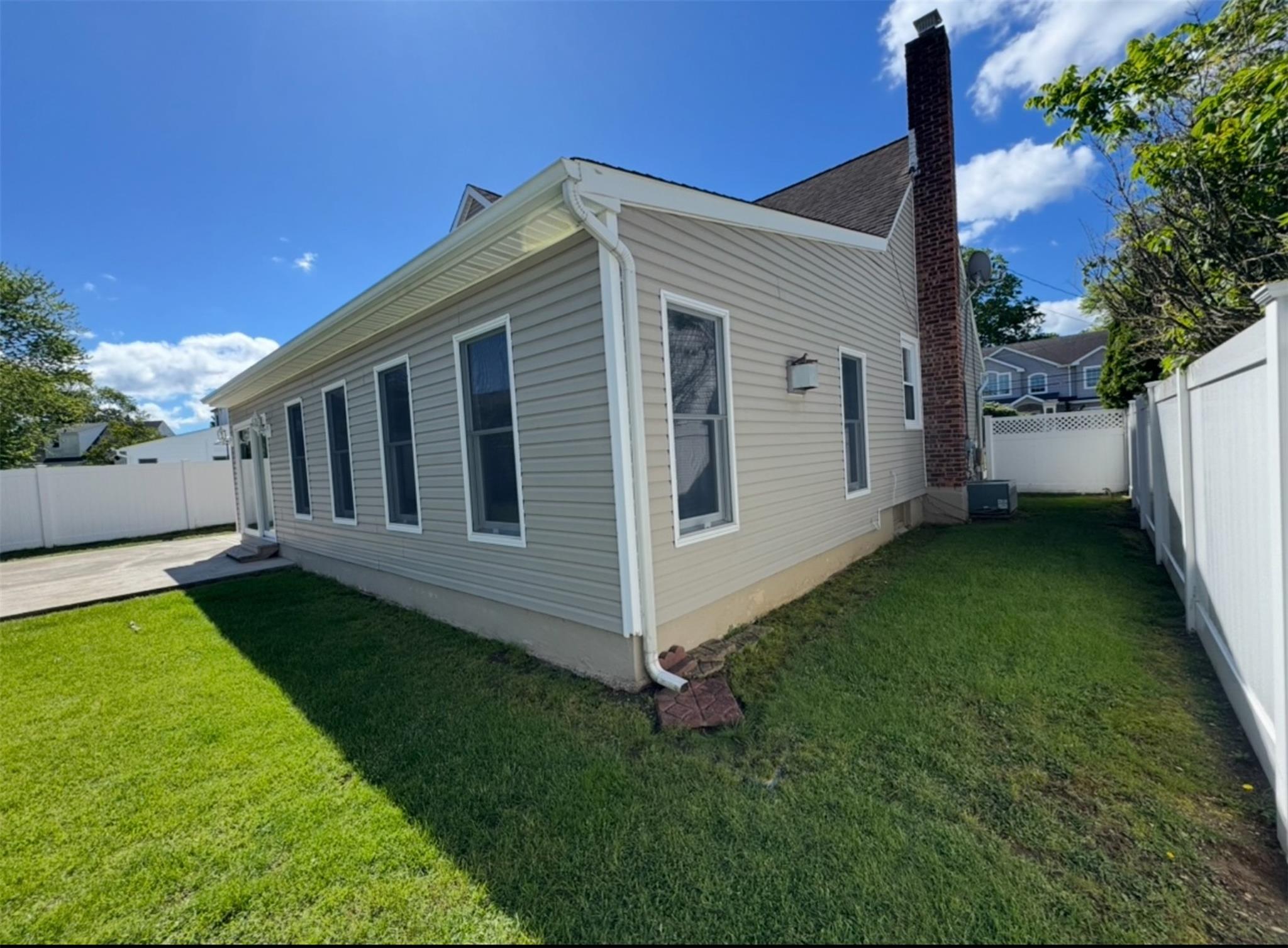 3805 Mansfield Drive, Seaford, NY 11783