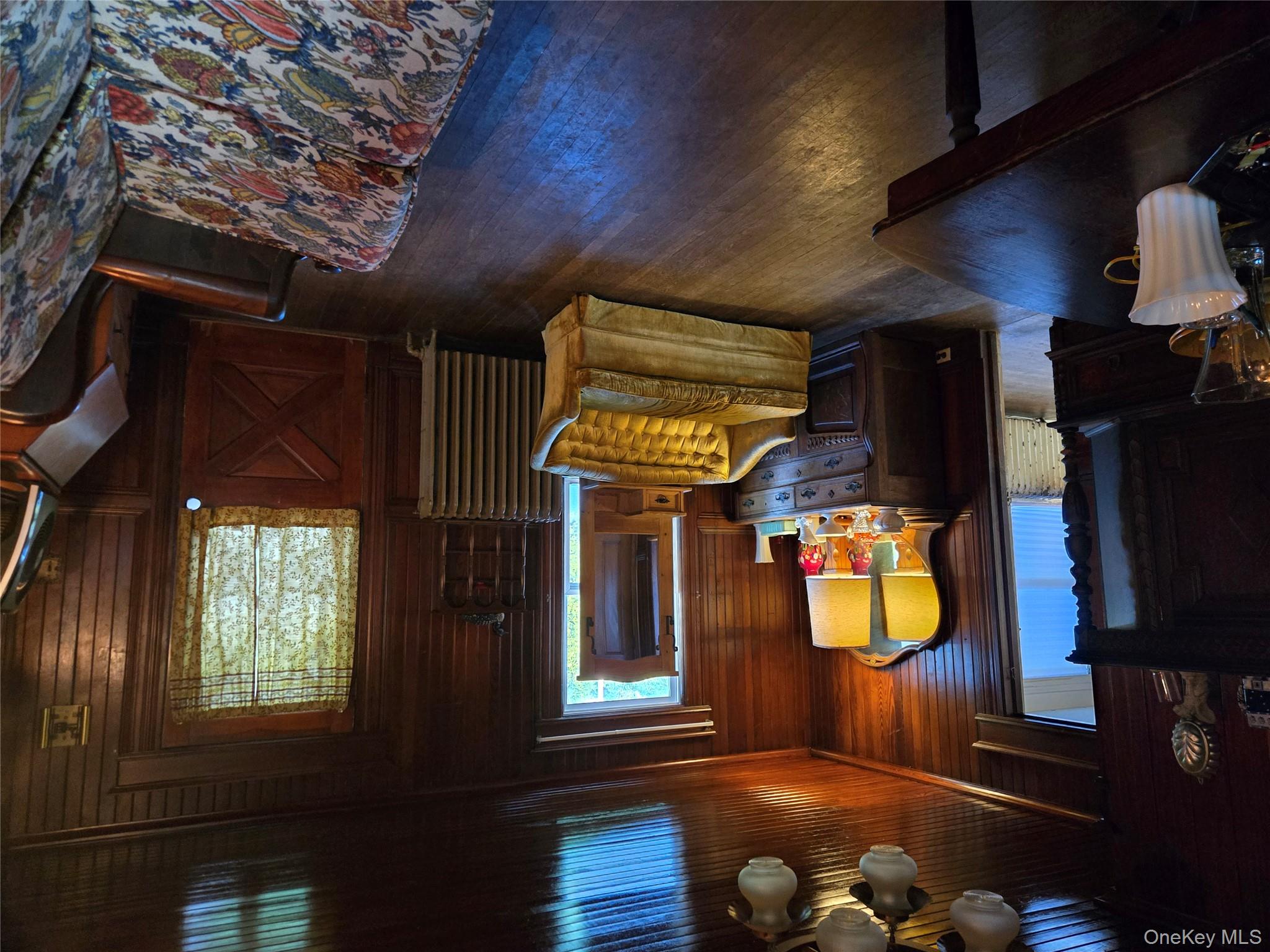 3953 Sound Avenue, Riverhead, NY 11901