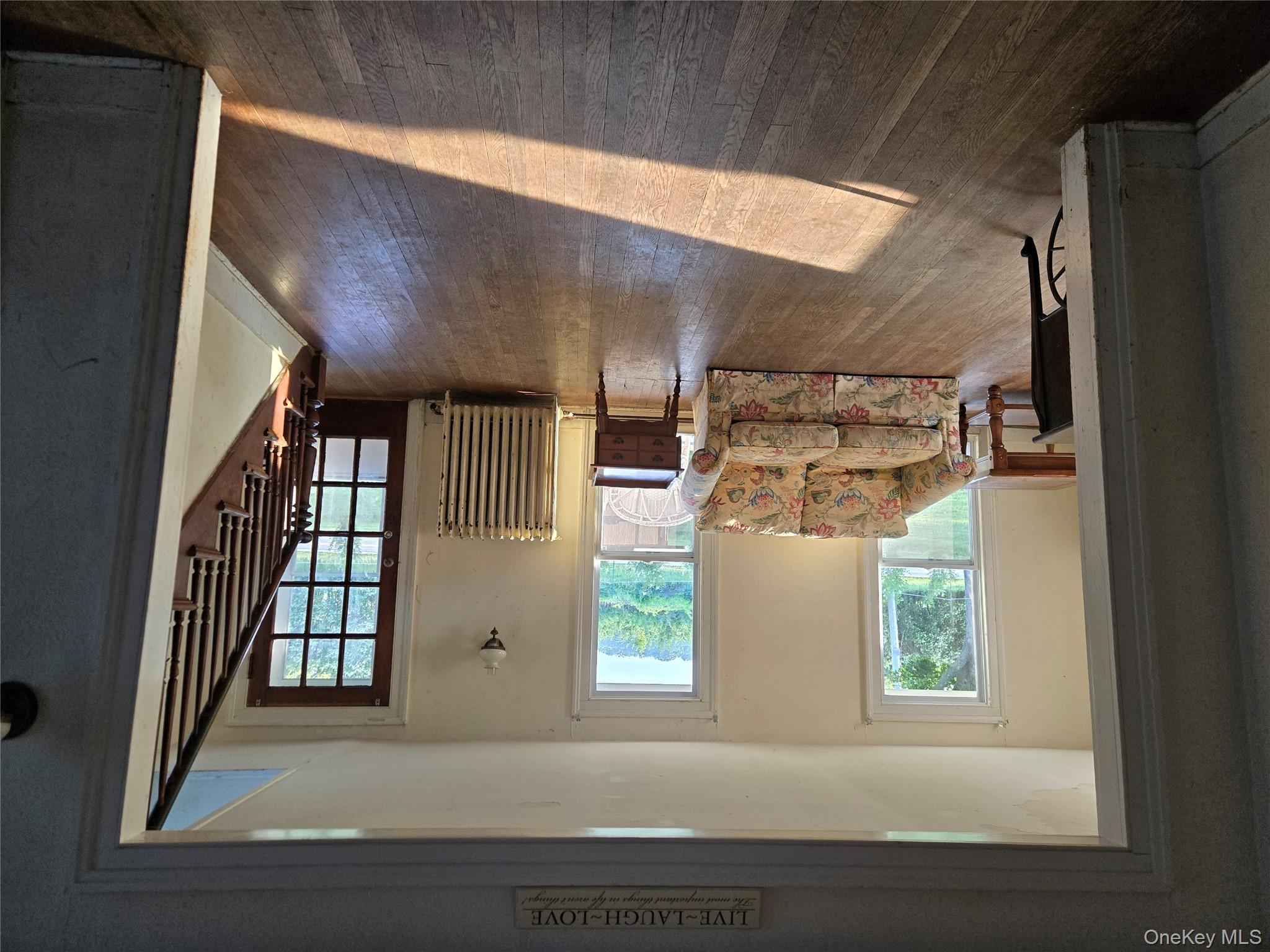 3953 Sound Avenue, Riverhead, NY 11901