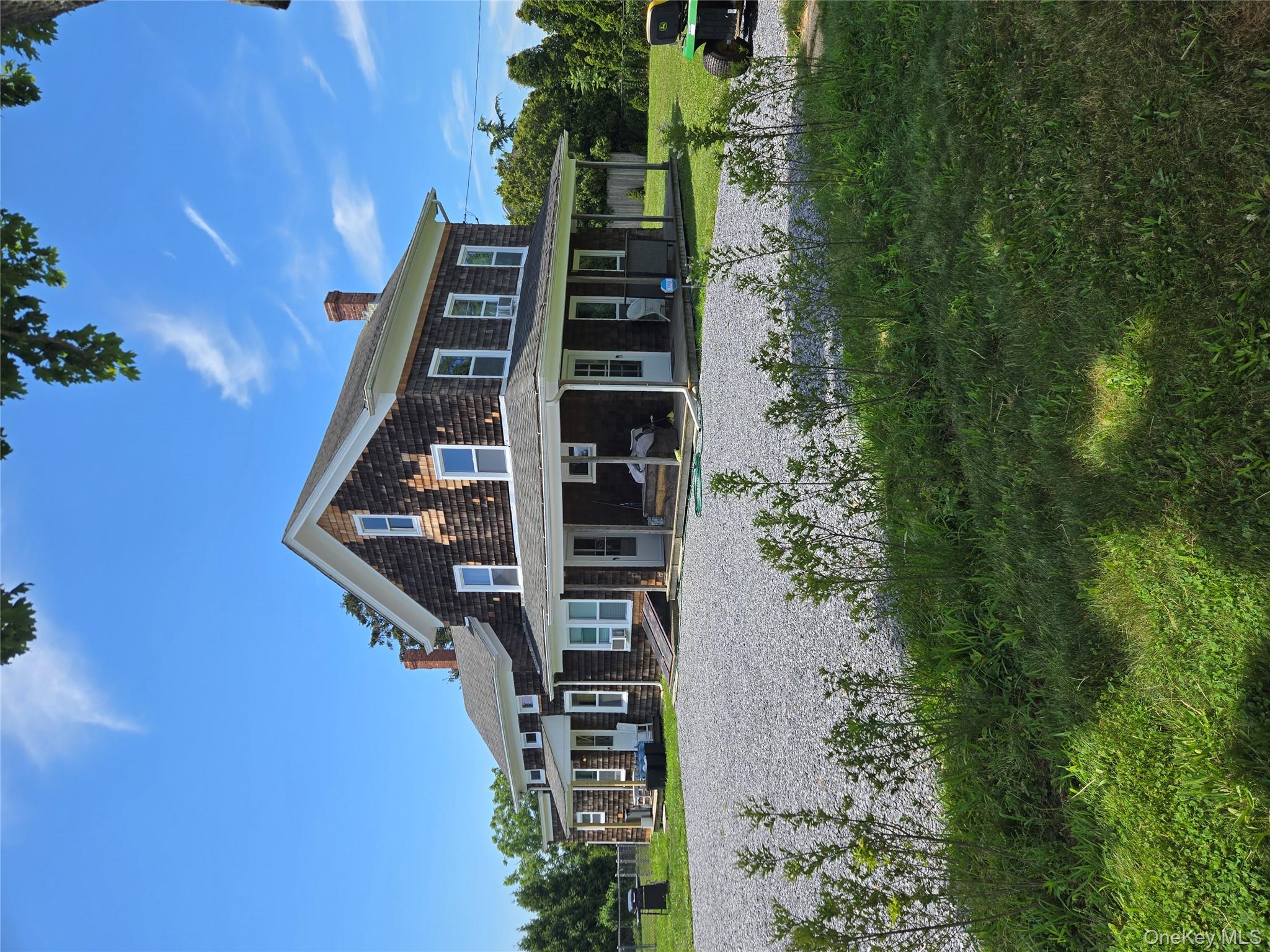 3953 Sound Avenue, Riverhead, NY 11901