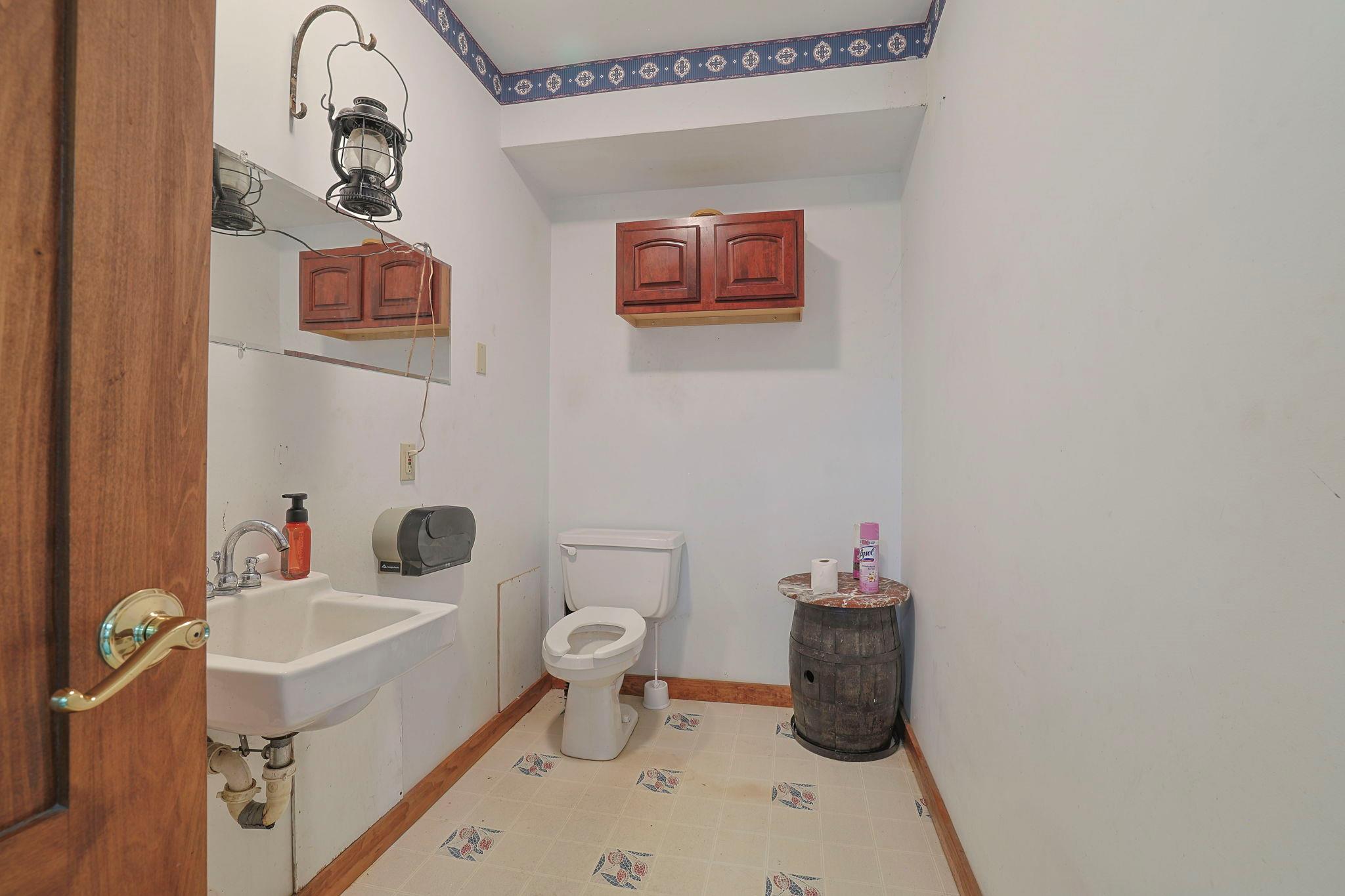 1874 Route 284, Slate Hill, NY 10973