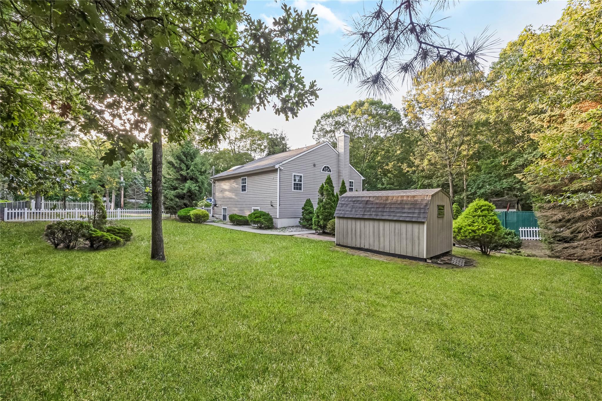 350 Mark Tree Road, South Setauket, NY 11720