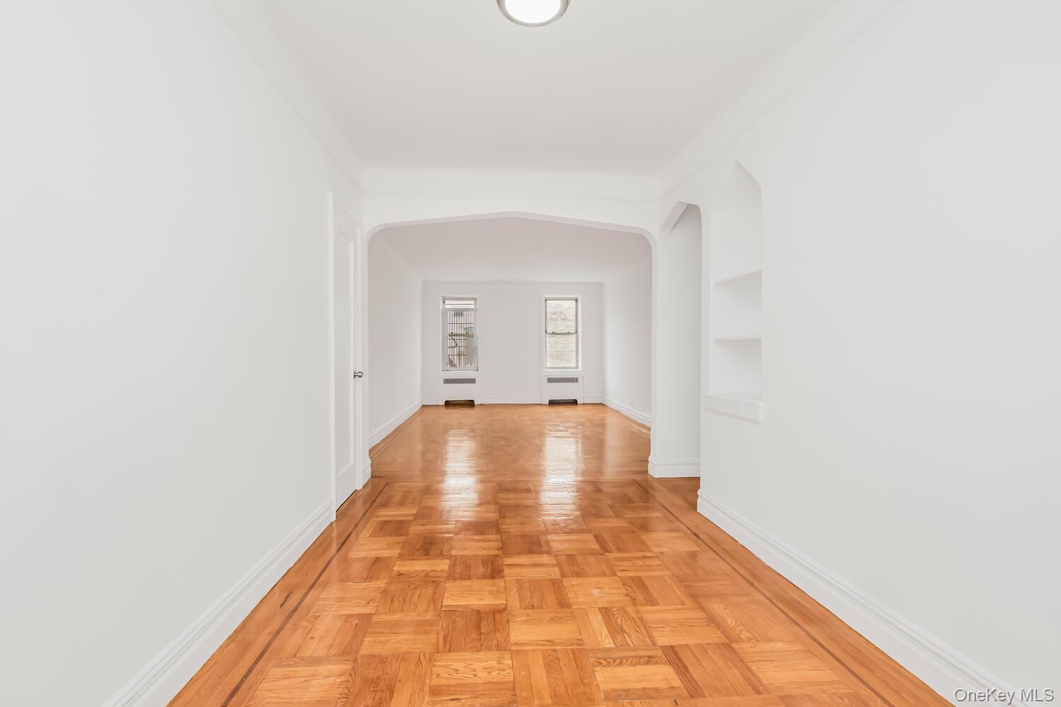 2166 Bronx Park East Street # 6J, Bronx, NY 10462