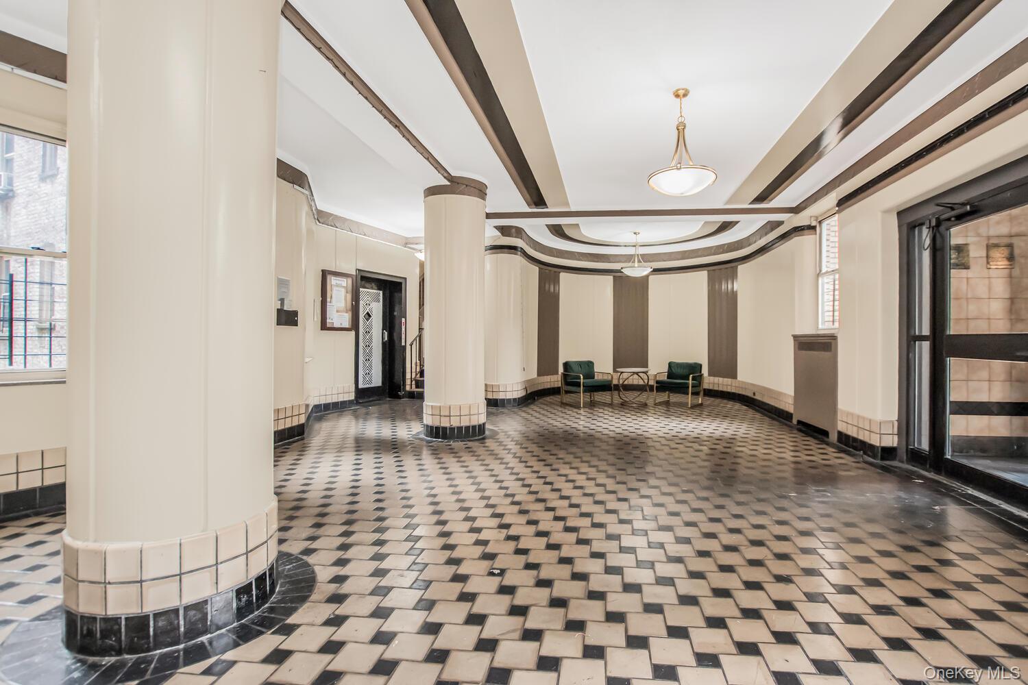 2166 Bronx Park East Street # 6J, Bronx, NY 10462