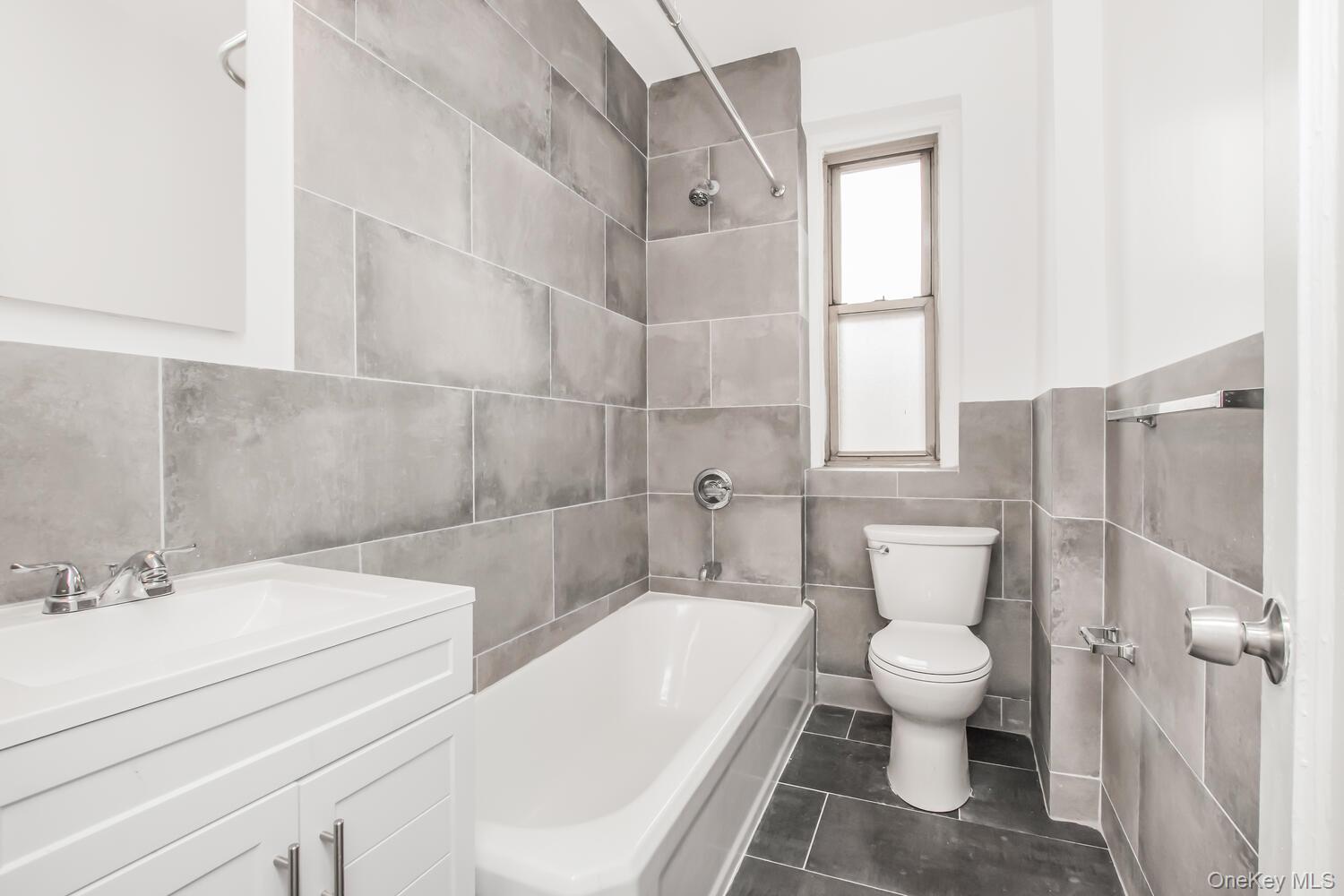 2166 Bronx Park East Street # 6J, Bronx, NY 10462