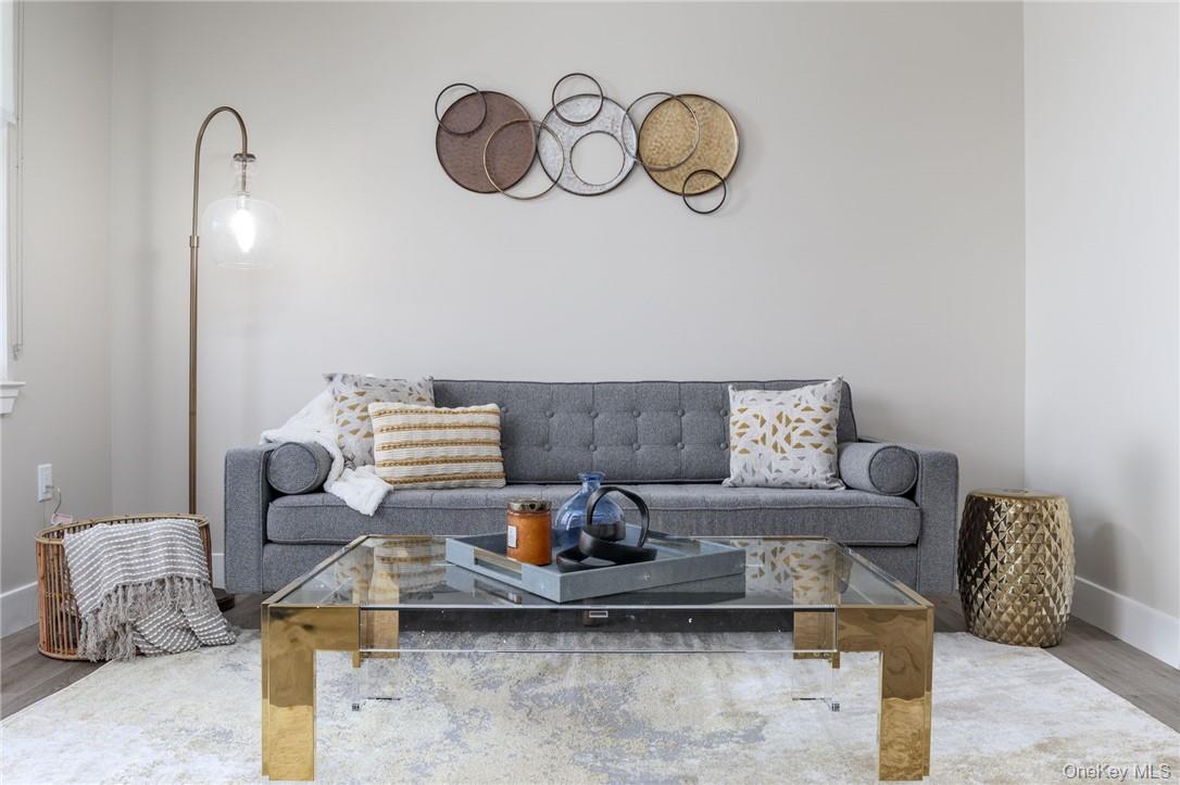 6 N Midland Avenue N, Nyack, NY 10960