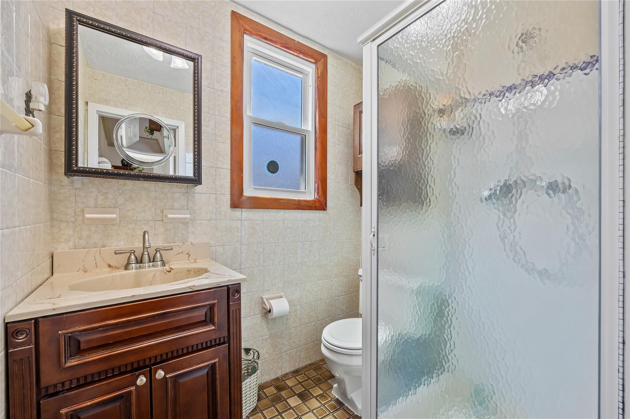 1511 Robertson Place, Bronx, NY 10465