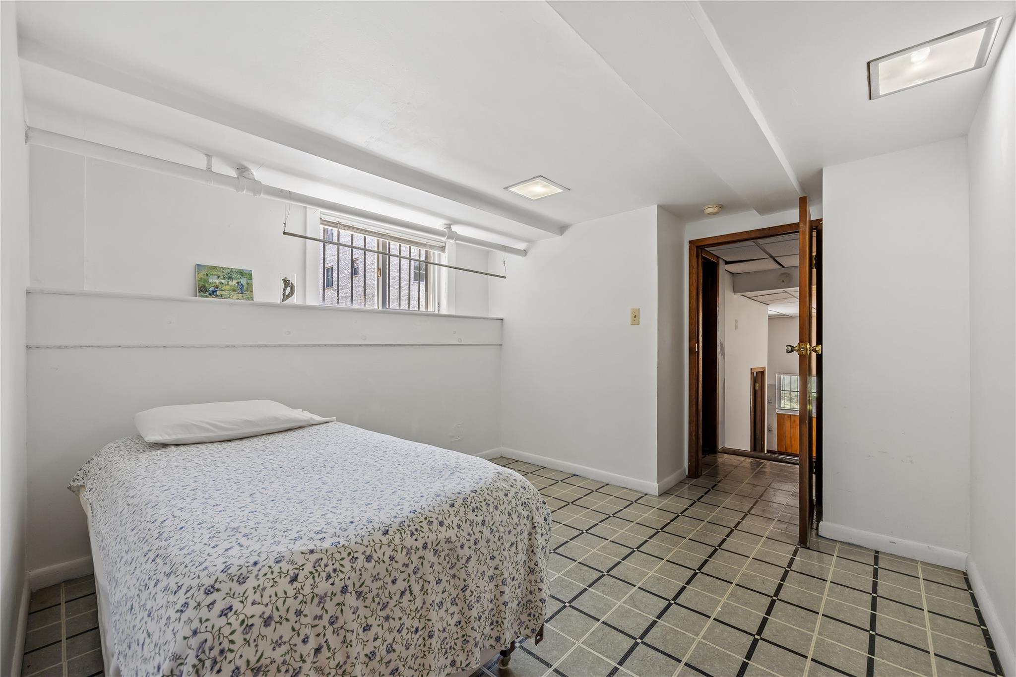 1511 Robertson Place, Bronx, NY 10465