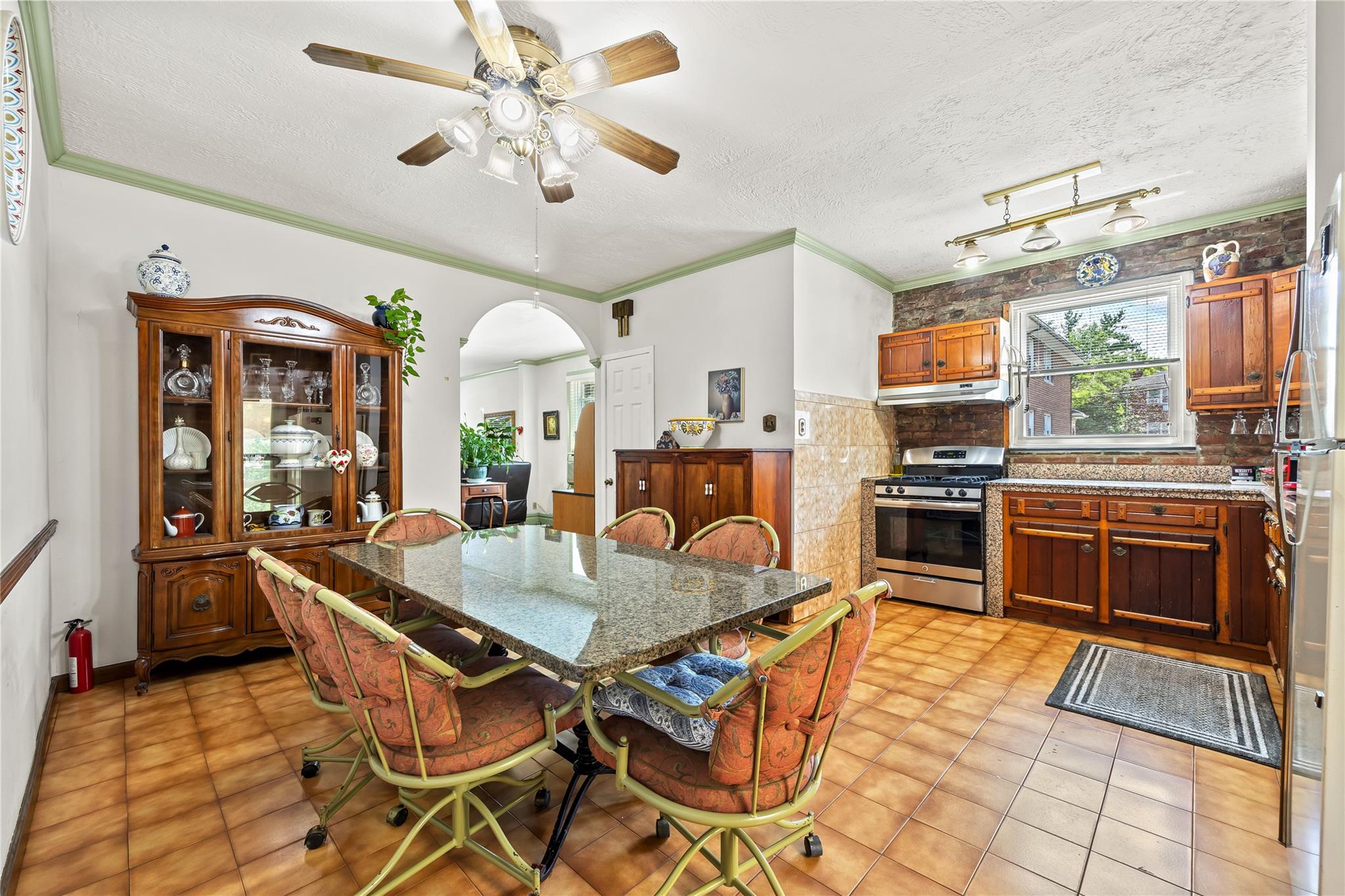 1511 Robertson Place, Bronx, NY 10465