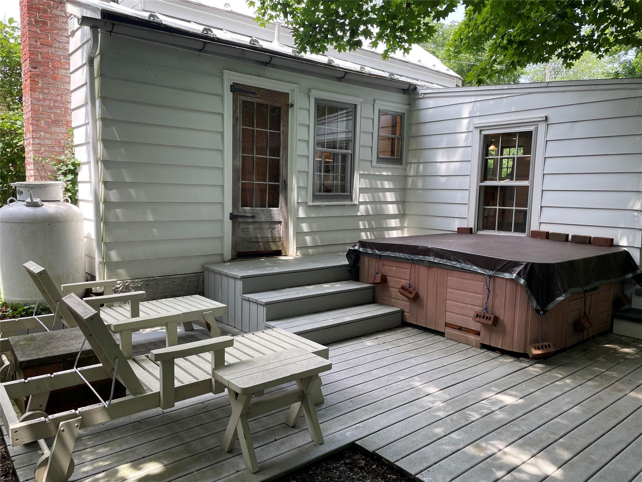 101 County Route 19, Hudson, NY 12541