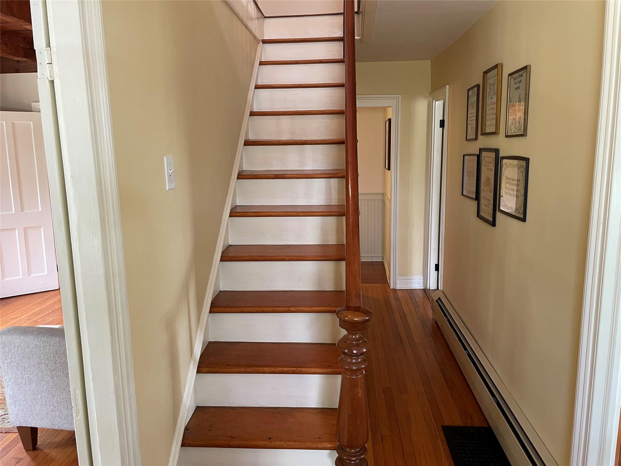 101 County Route 19, Hudson, NY 12541