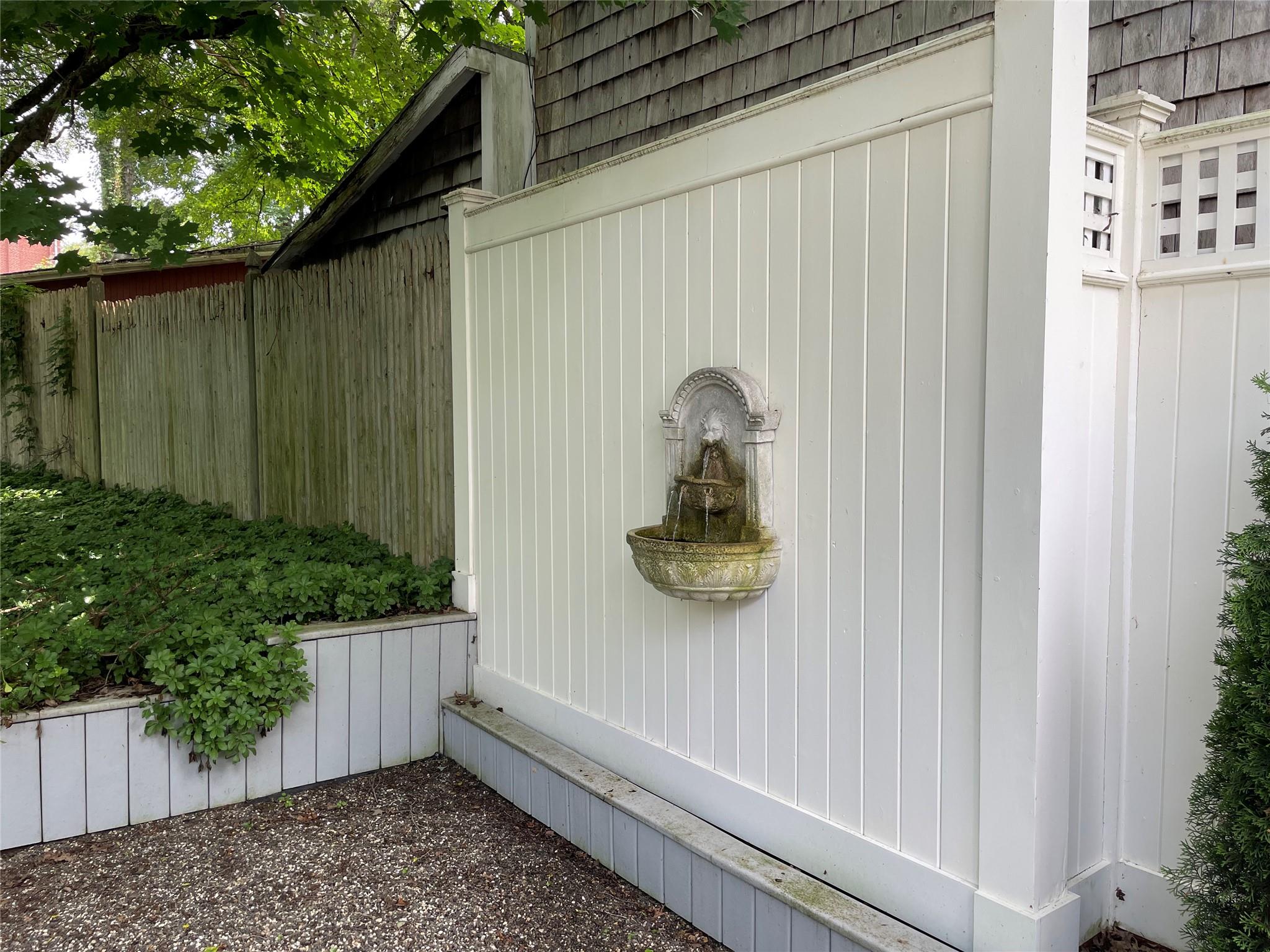 101 County Route 19, Hudson, NY 12541