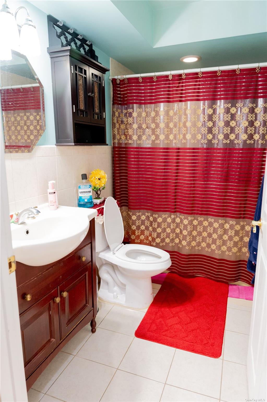 129 Stewart Street, Elmont, NY 11003