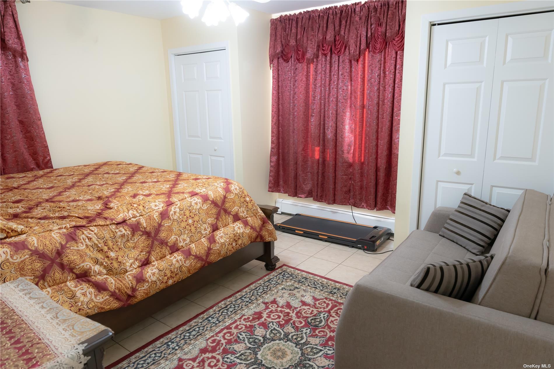 129 Stewart Street, Elmont, NY 11003