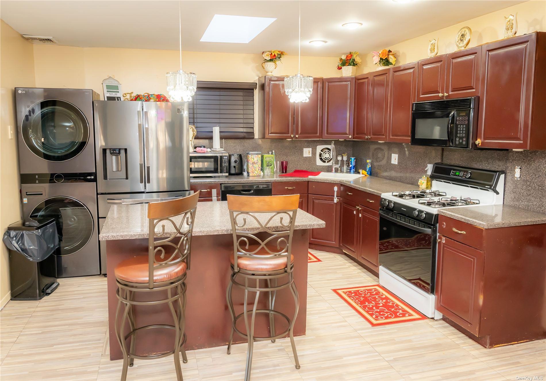 129 Stewart Street, Elmont, NY 11003