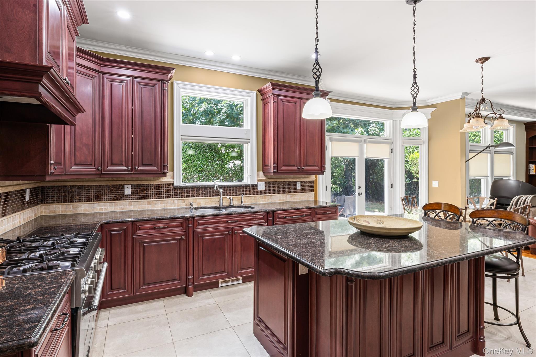 53 Spring Hill Road, Roslyn Heights, NY 11577