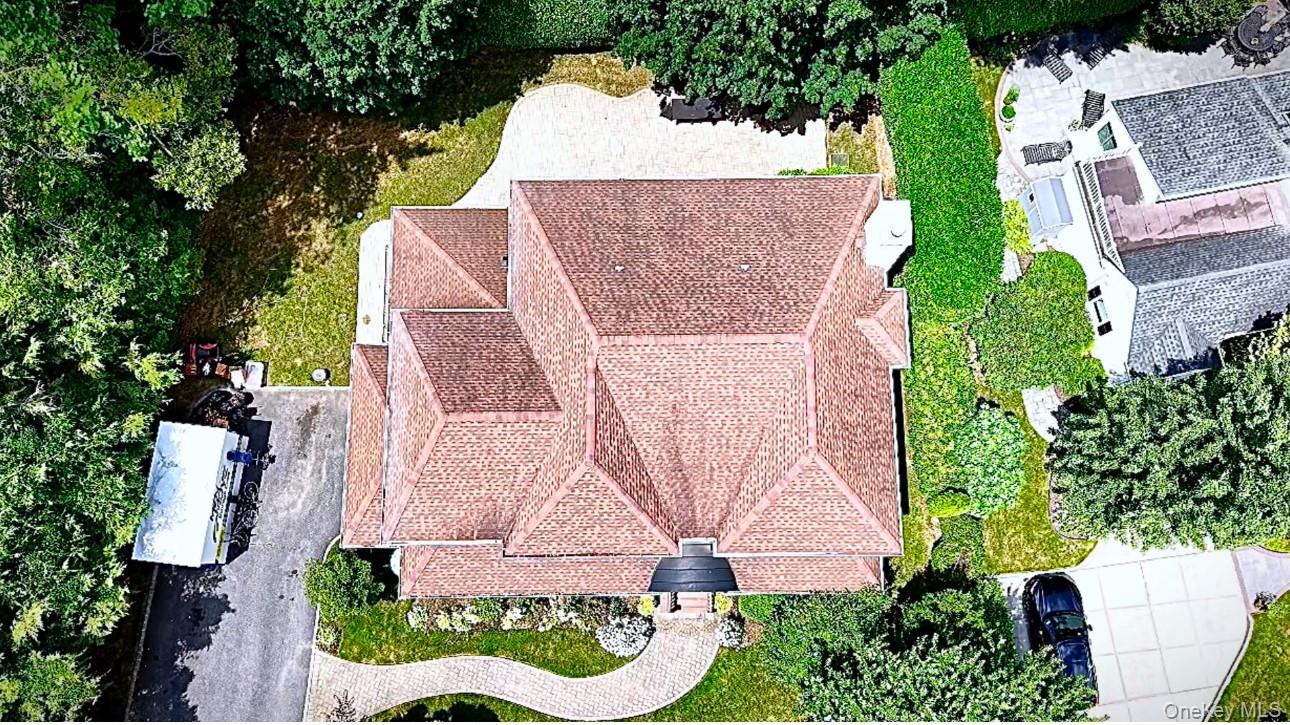 53 Spring Hill Road, Roslyn Heights, NY 11577