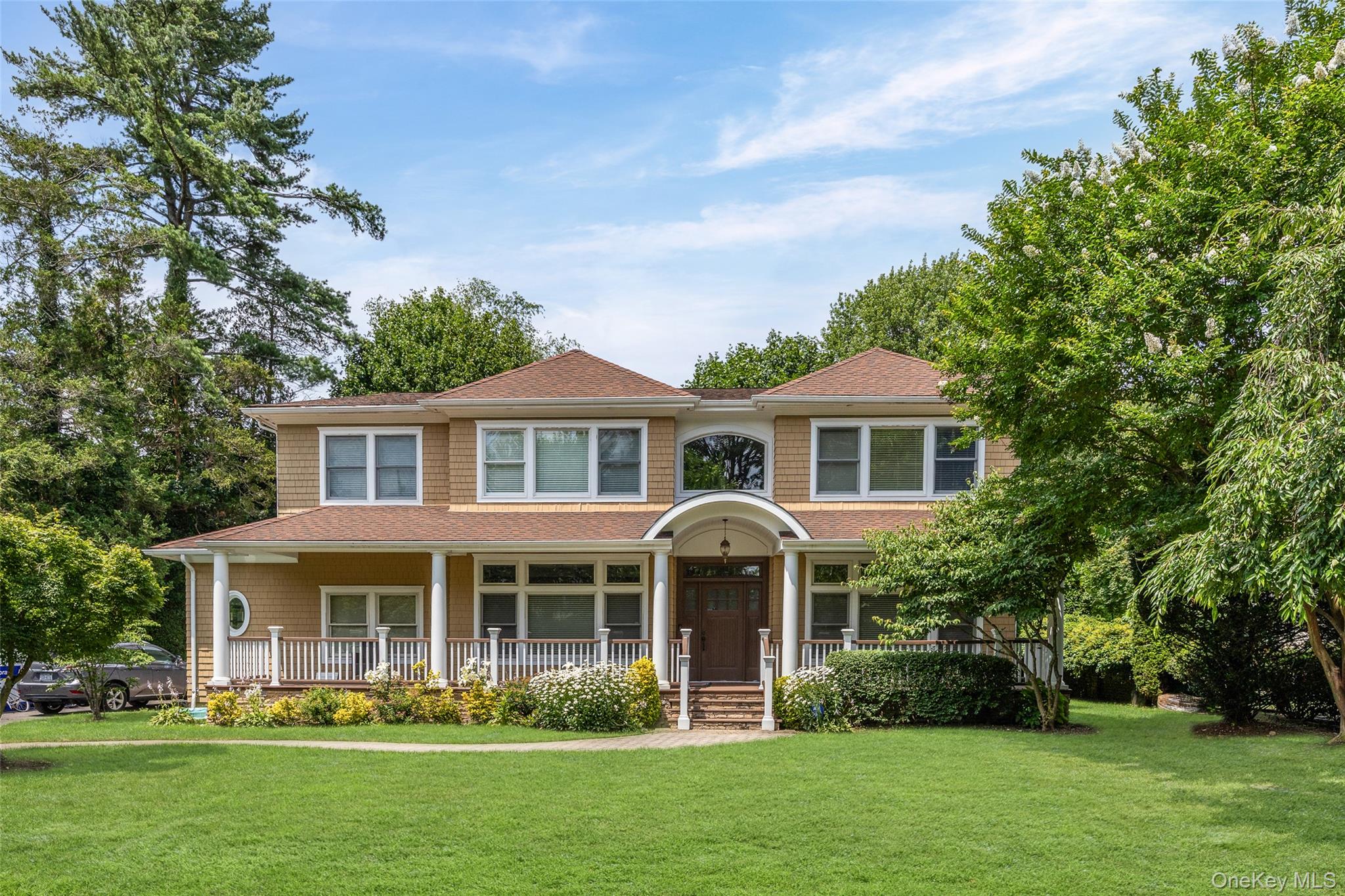 53 Spring Hill Road, Roslyn Heights, NY 11577