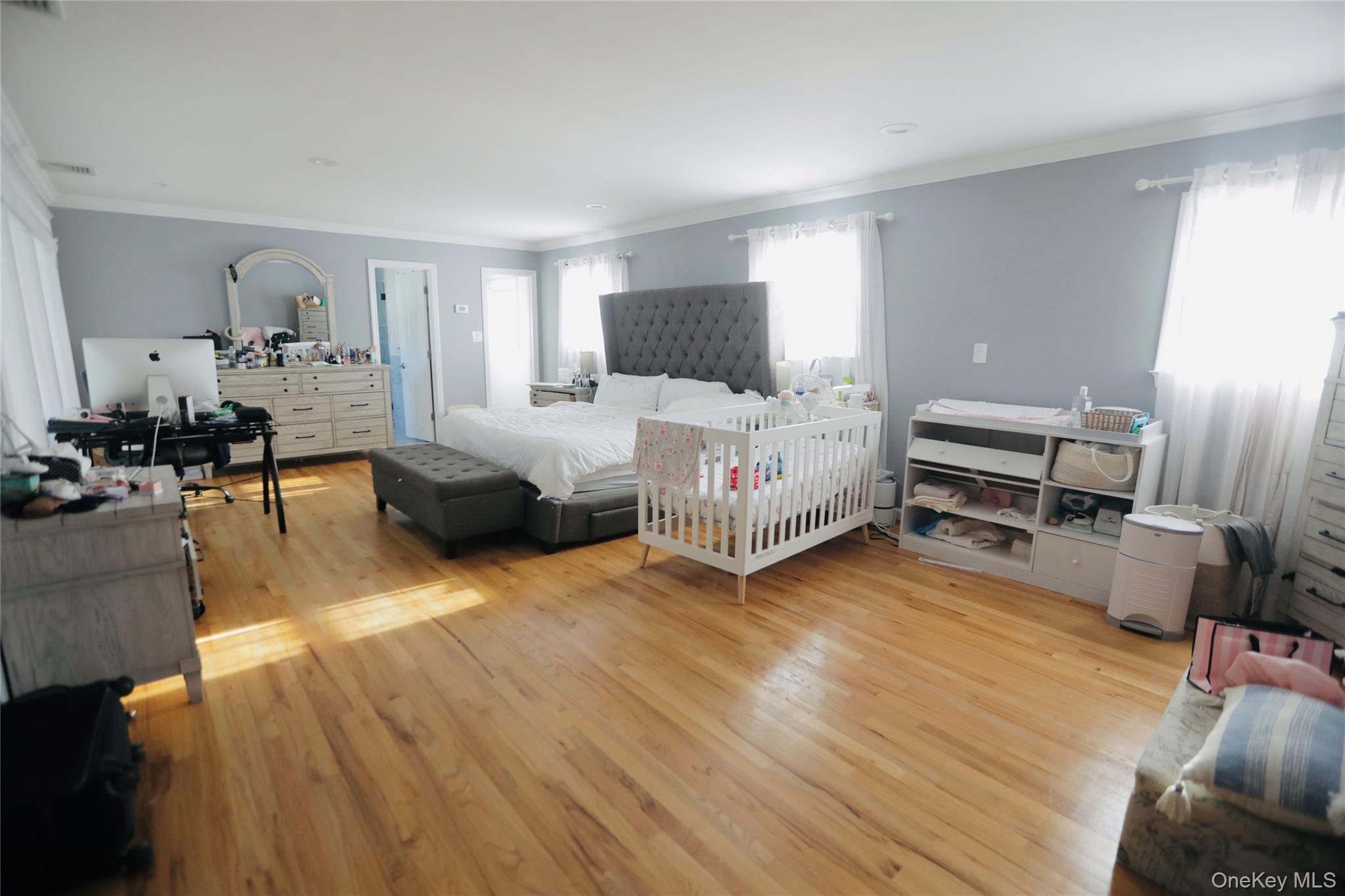 4488 Merrick Road, Massapequa, NY 11758