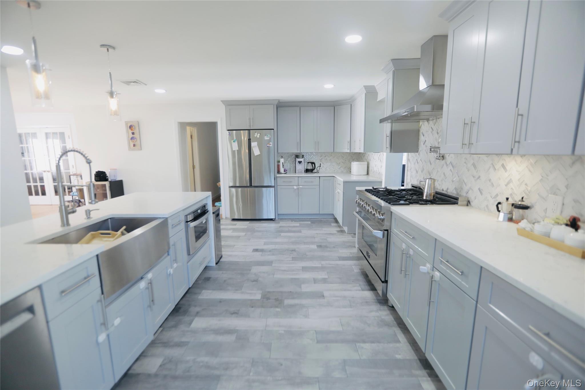 4488 Merrick Road, Massapequa, NY 11758