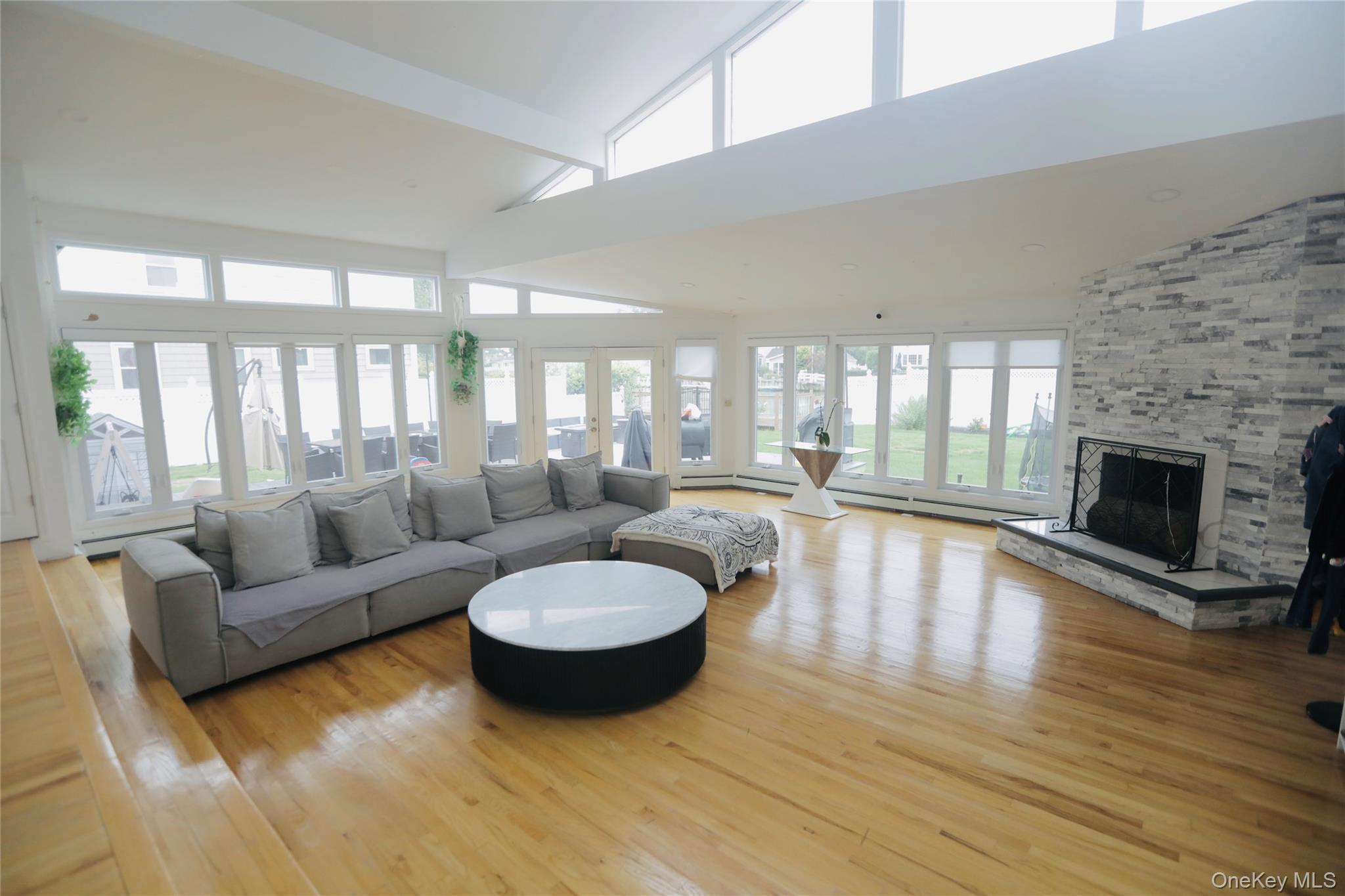 4488 Merrick Road, Massapequa, NY 11758