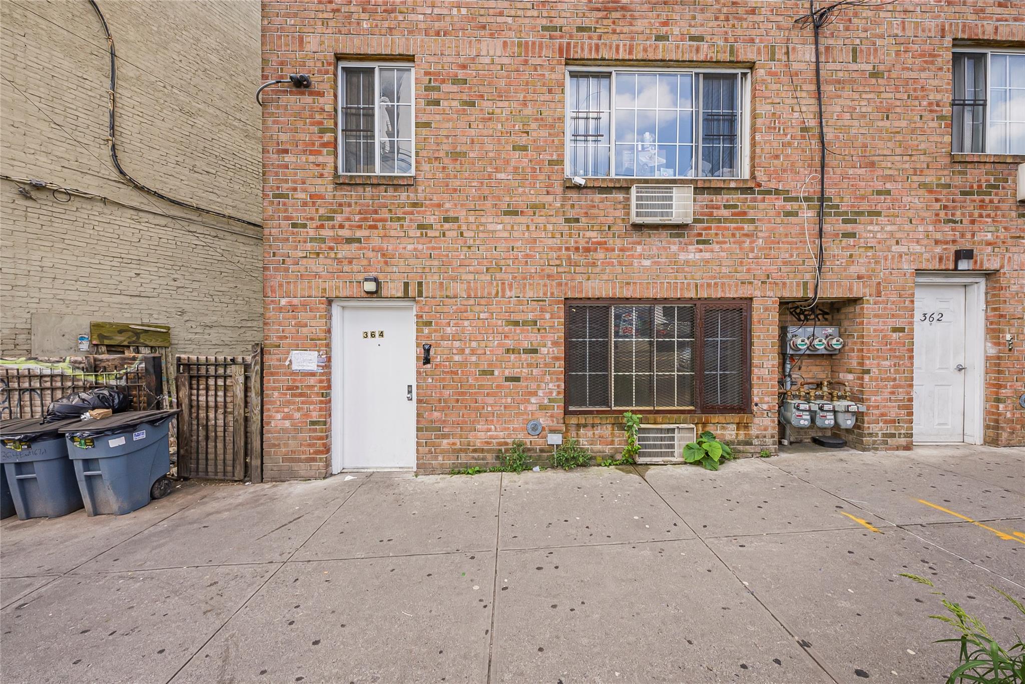 364 E 167th Street, Bronx, NY 10456