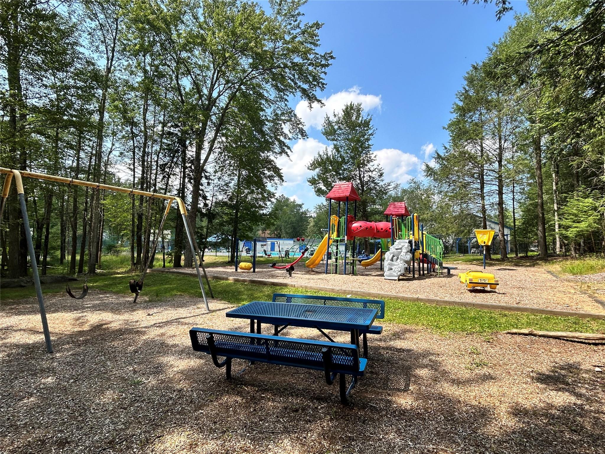 9 Elizabeth Way, Kiamesha Lake, NY 12751