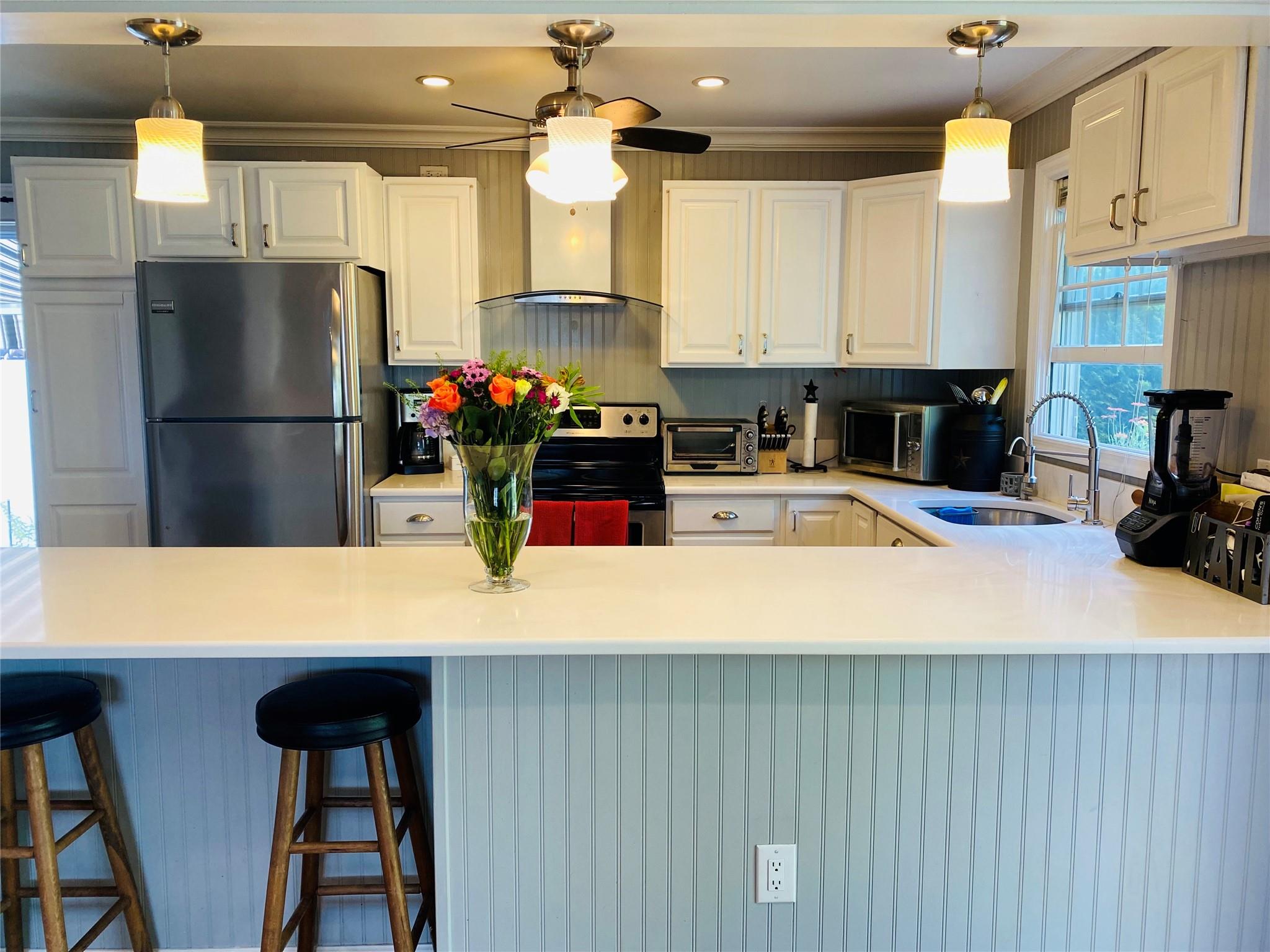 24 Lowerre Street, Babylon, NY 11702