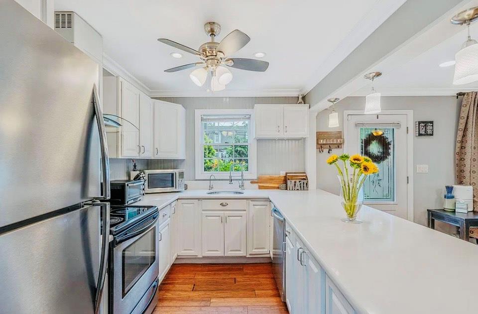 24 Lowerre Street, Babylon, NY 11702