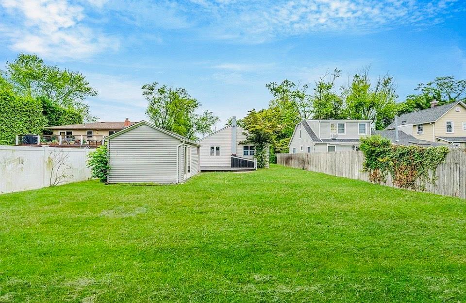 24 Lowerre Street, Babylon, NY 11702