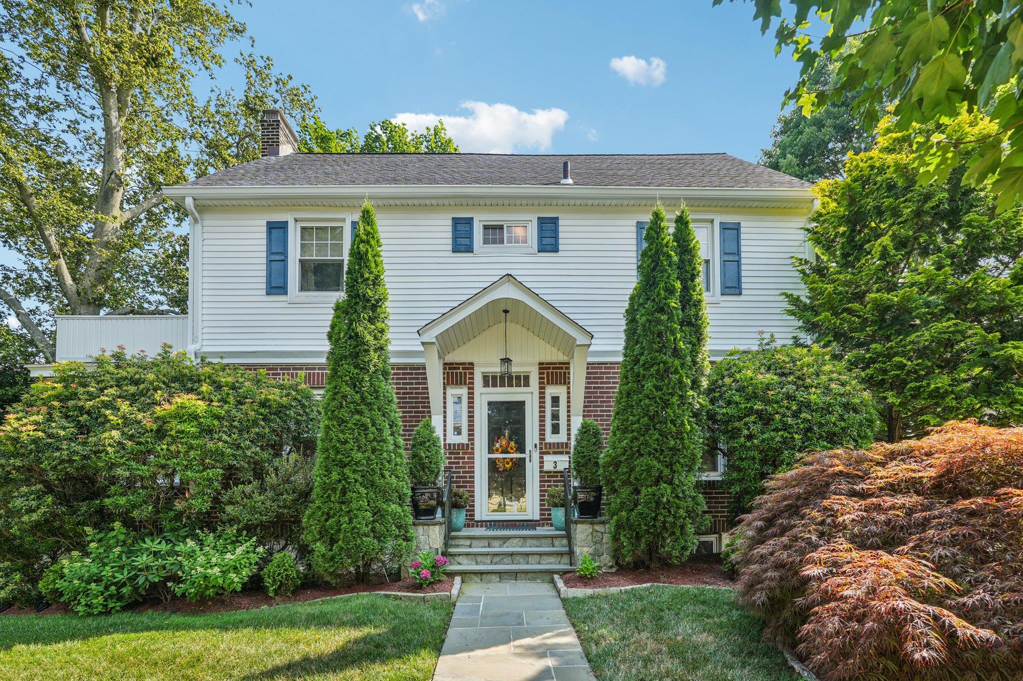 3 Bryant Avenue, White Plains, NY 10605