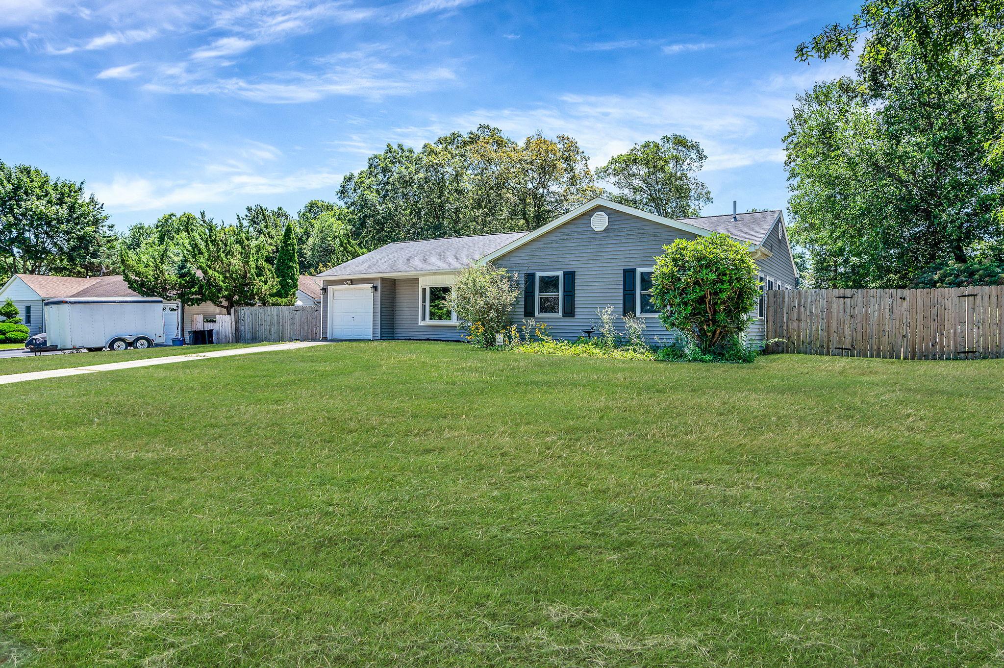 6 Shelley Drive, Middle Island, NY 11953