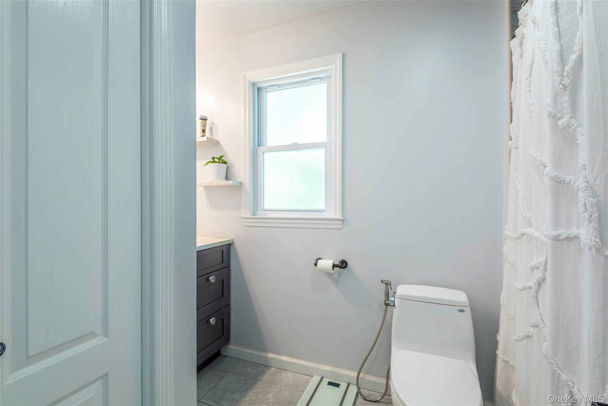 92 Manor Drive, Great Neck, NY 11020