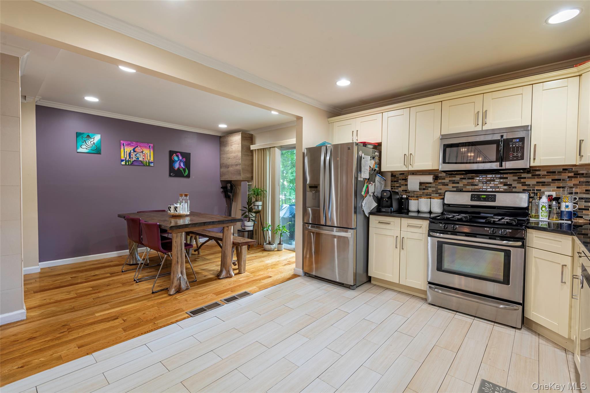 92 Manor Drive, Great Neck, NY 11020