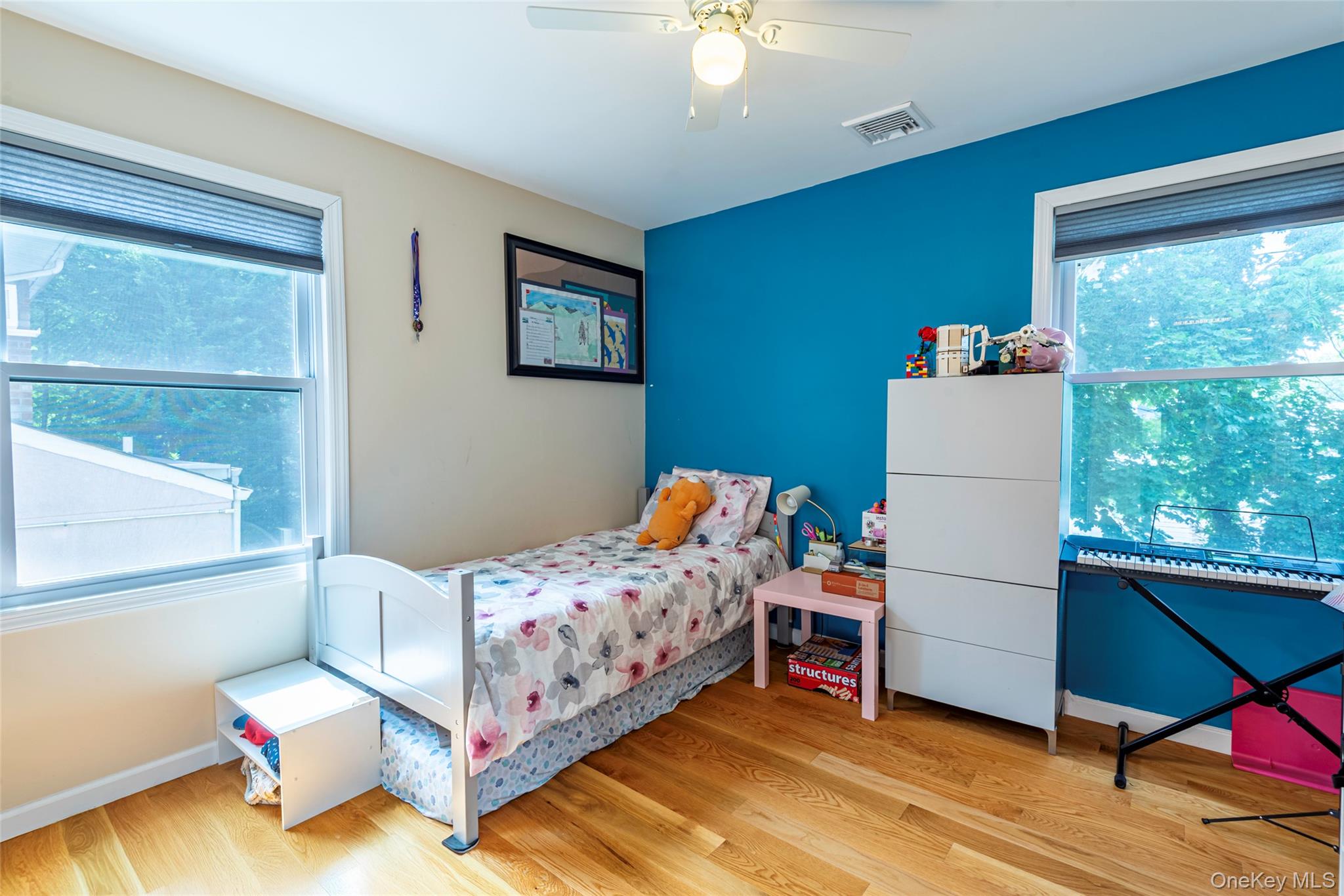 92 Manor Drive, Great Neck, NY 11020