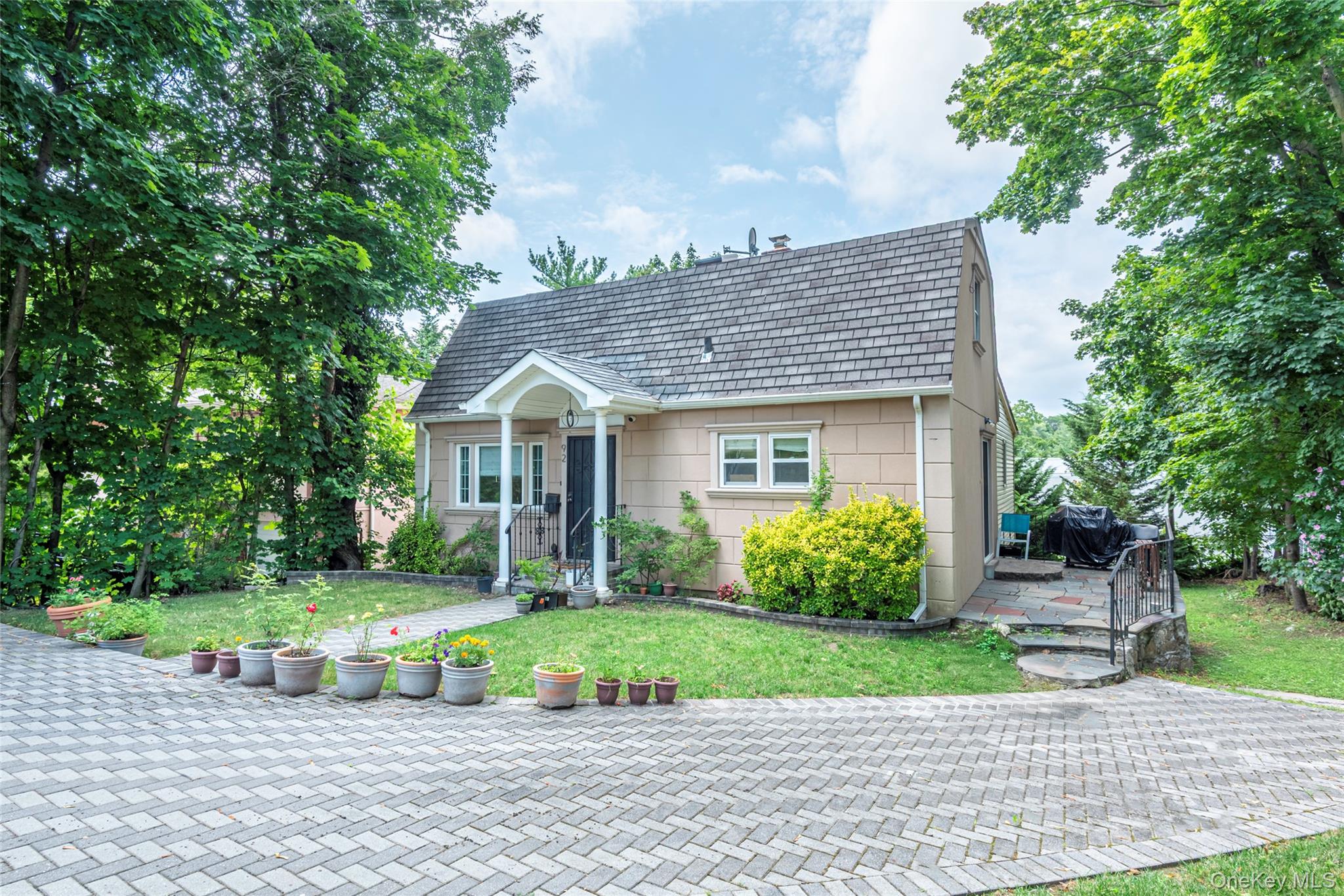 92 Manor Drive, Great Neck, NY 11020