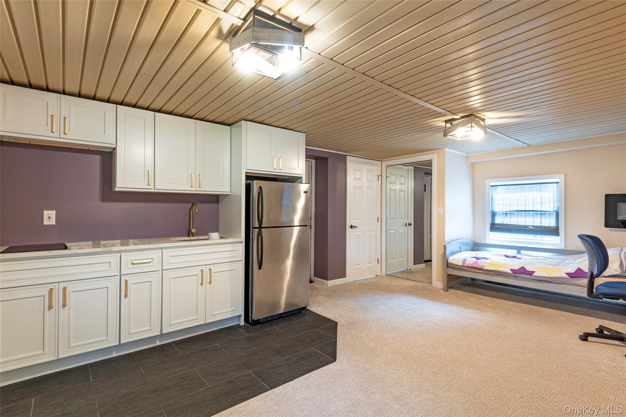 92 Manor Drive, Great Neck, NY 11020