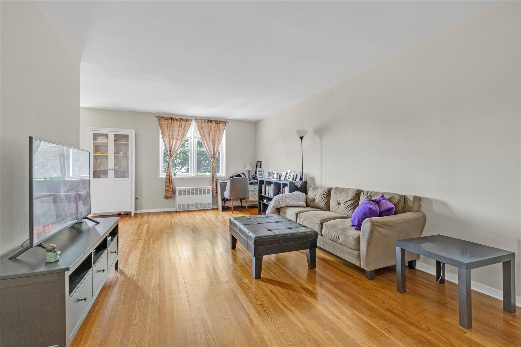 84-25 118th Street # 3D, Kew Gardens, NY 11415