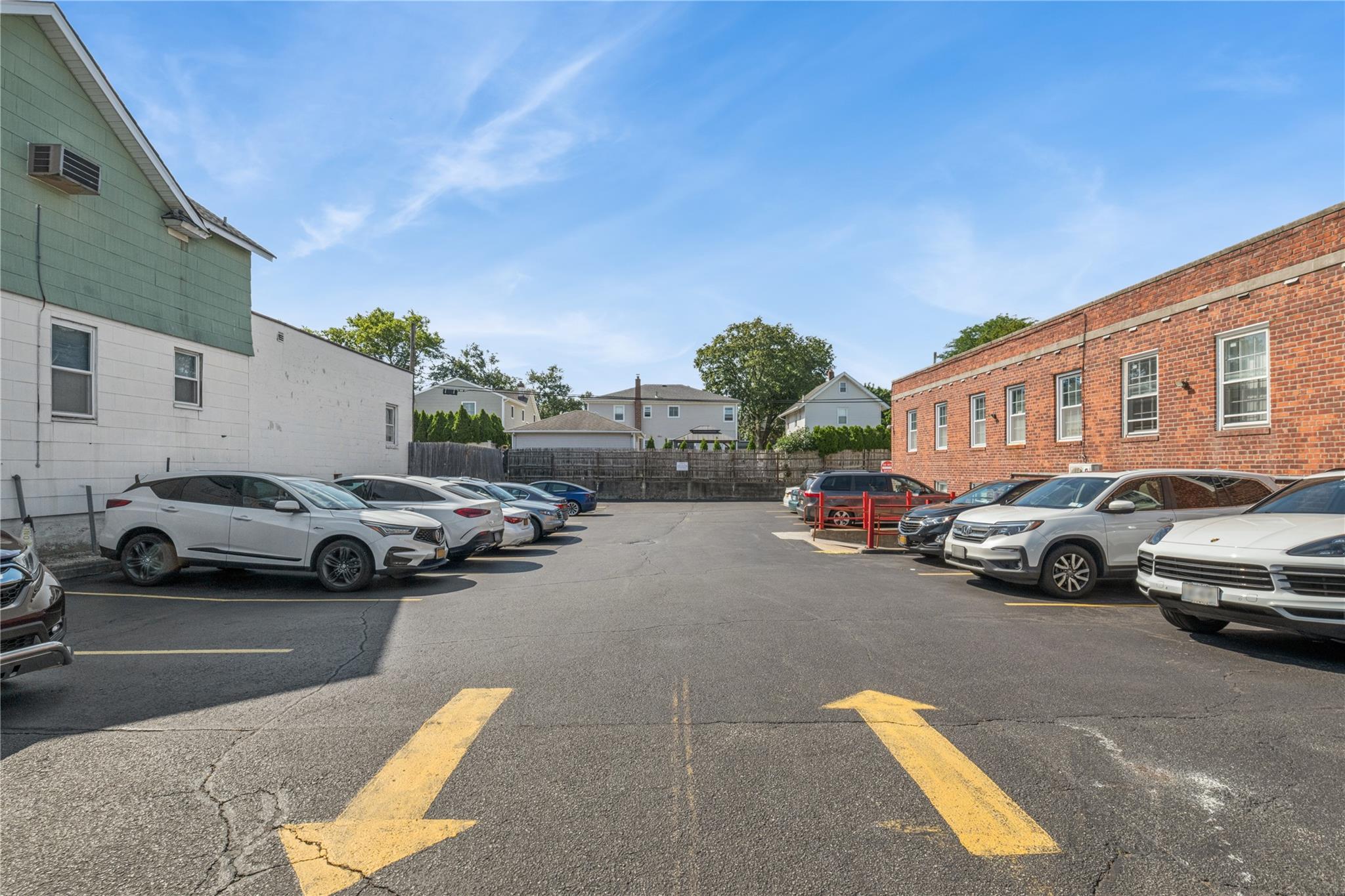 99 Hillside Avenue # 105D, Williston Park, NY 11596