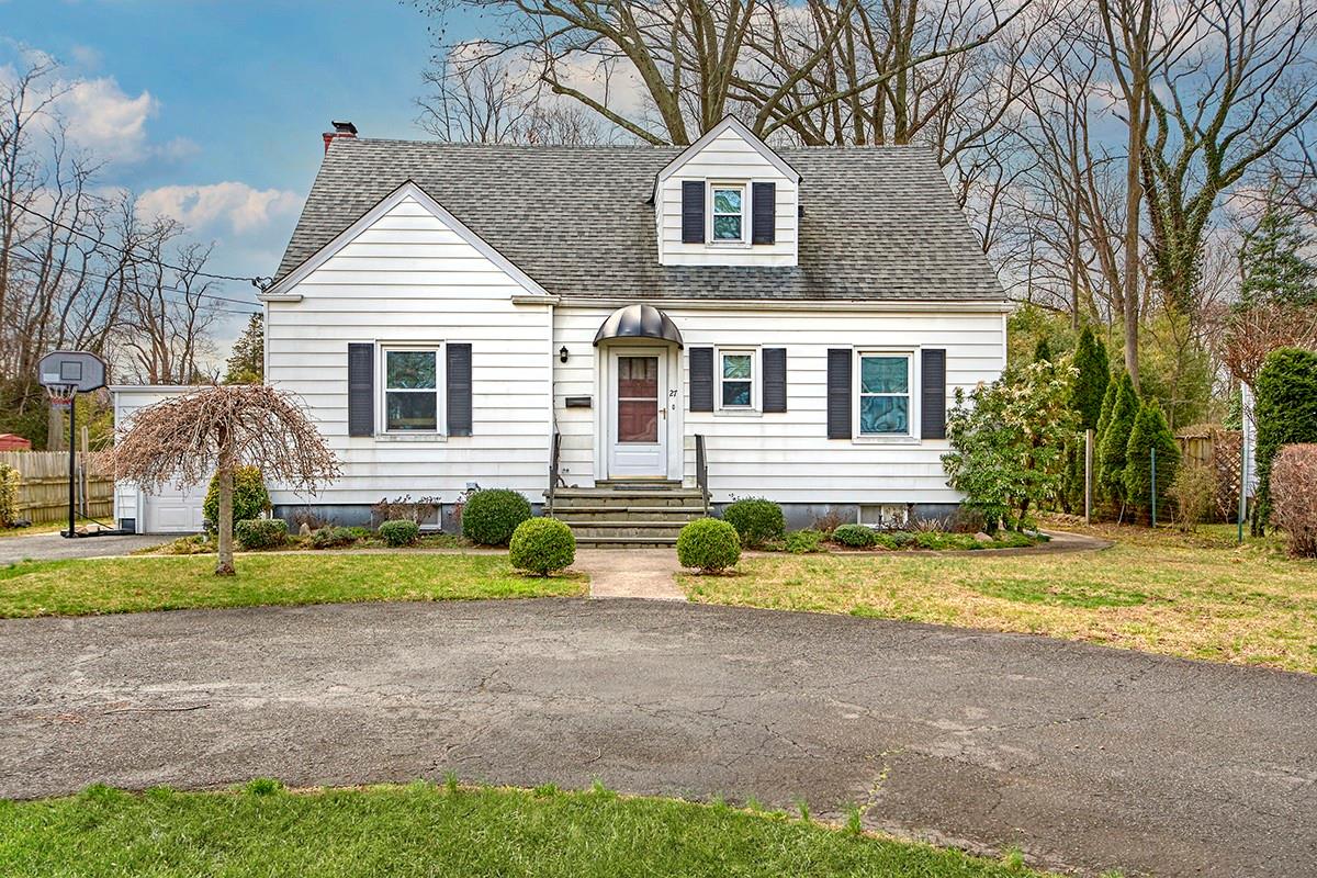 27 Crystal Street, Harrison, NY 10528
