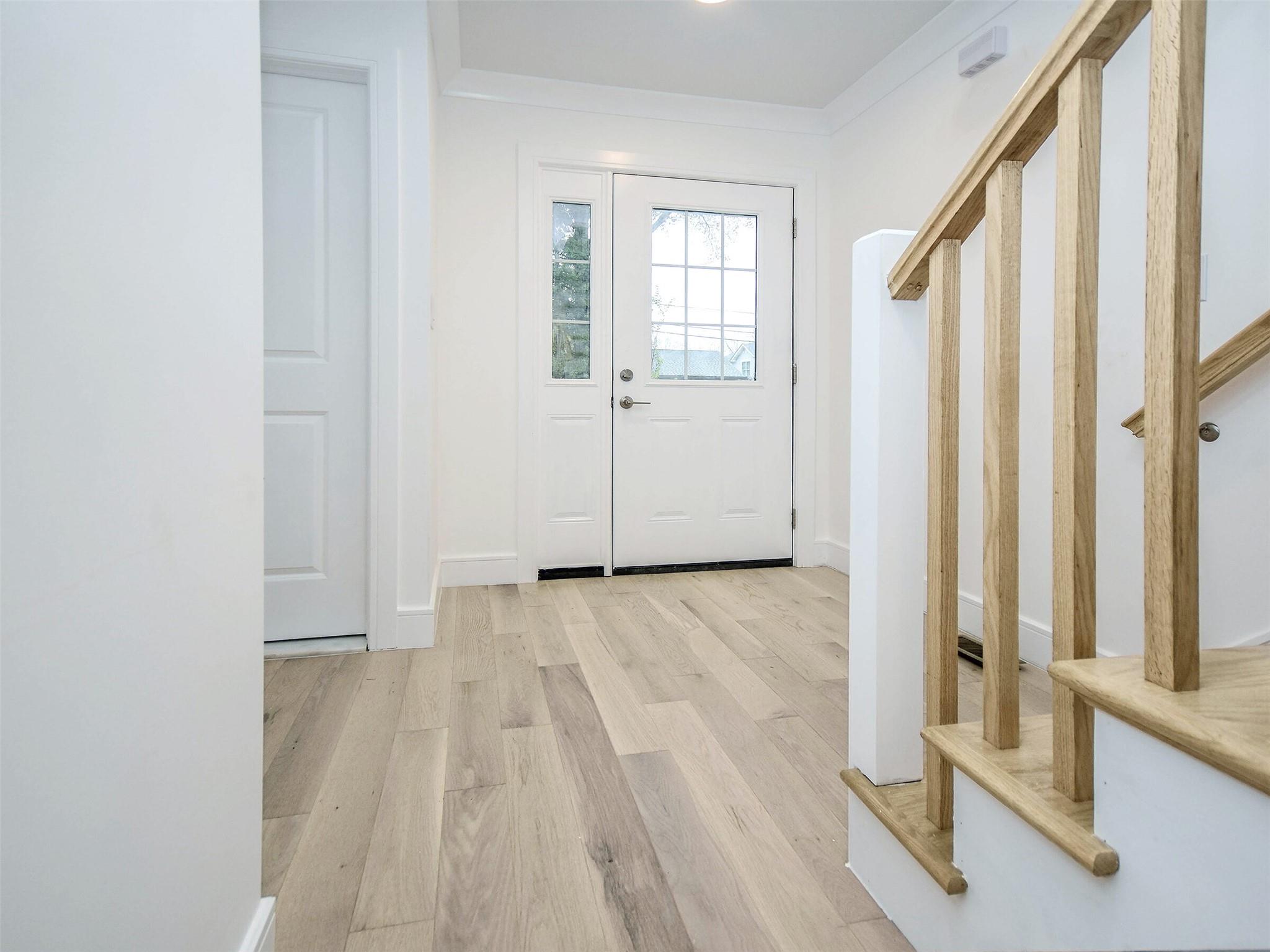 13 Dunes Lane # A and B, Port Washington, NY 11050