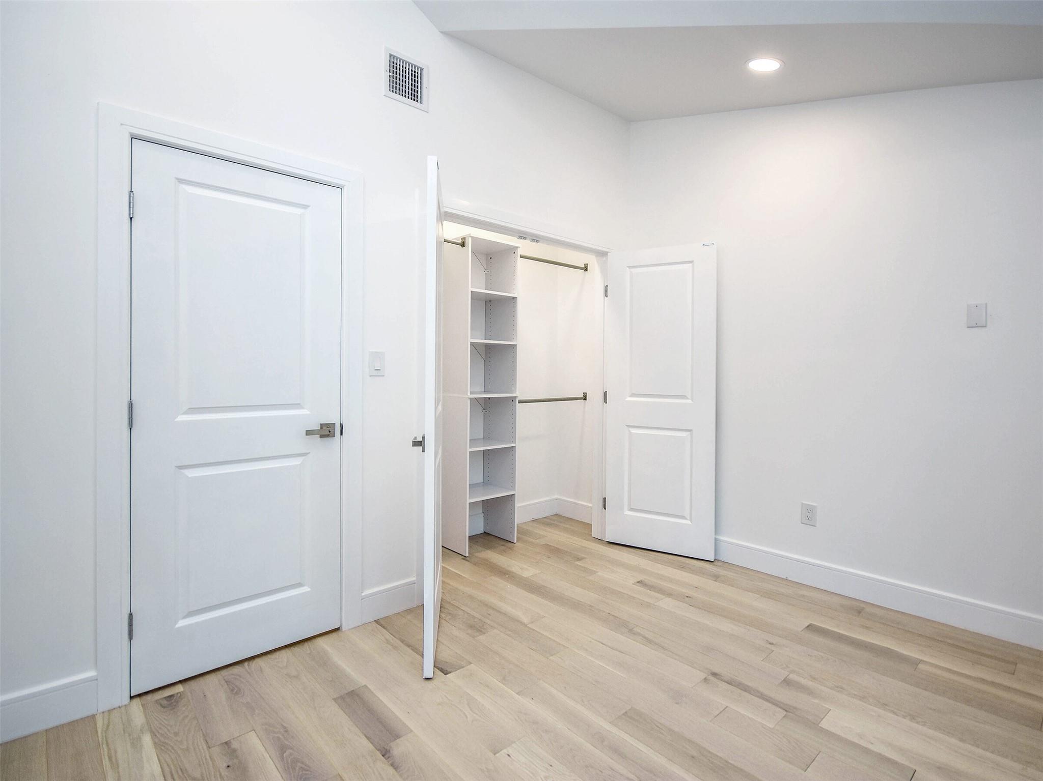 13 Dunes Lane # A and B, Port Washington, NY 11050